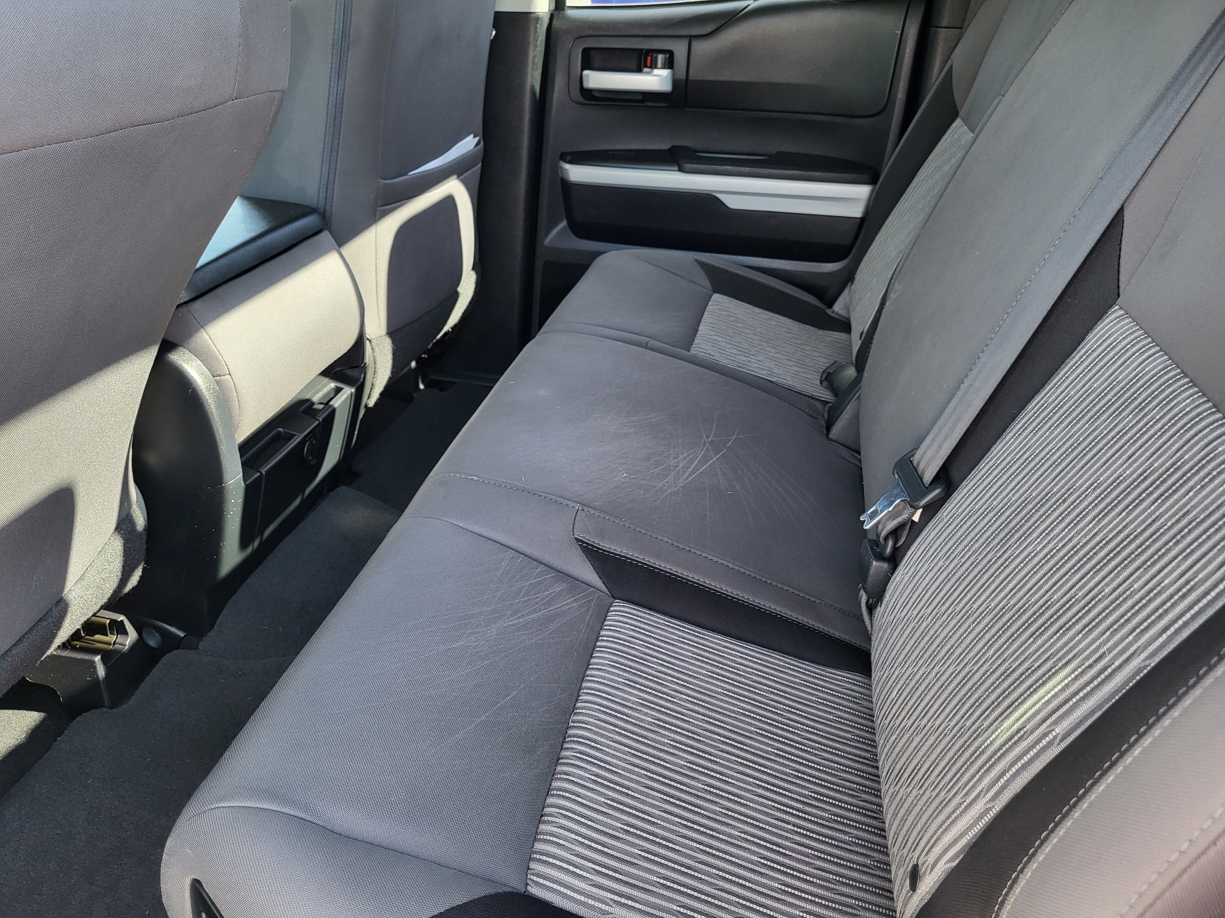 2016 Toyota Tundra SR5