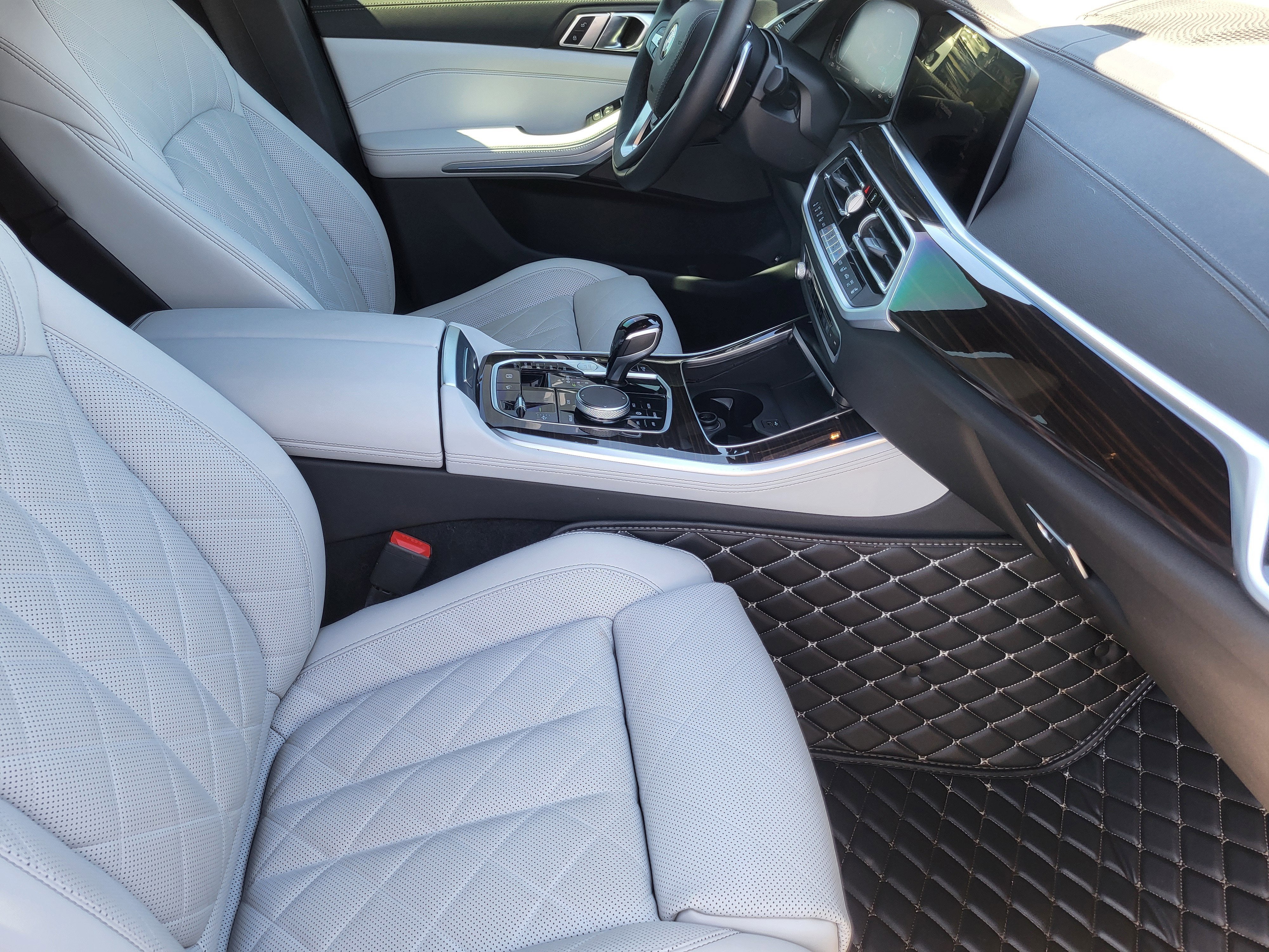 2023 BMW X5 xDrive45e
