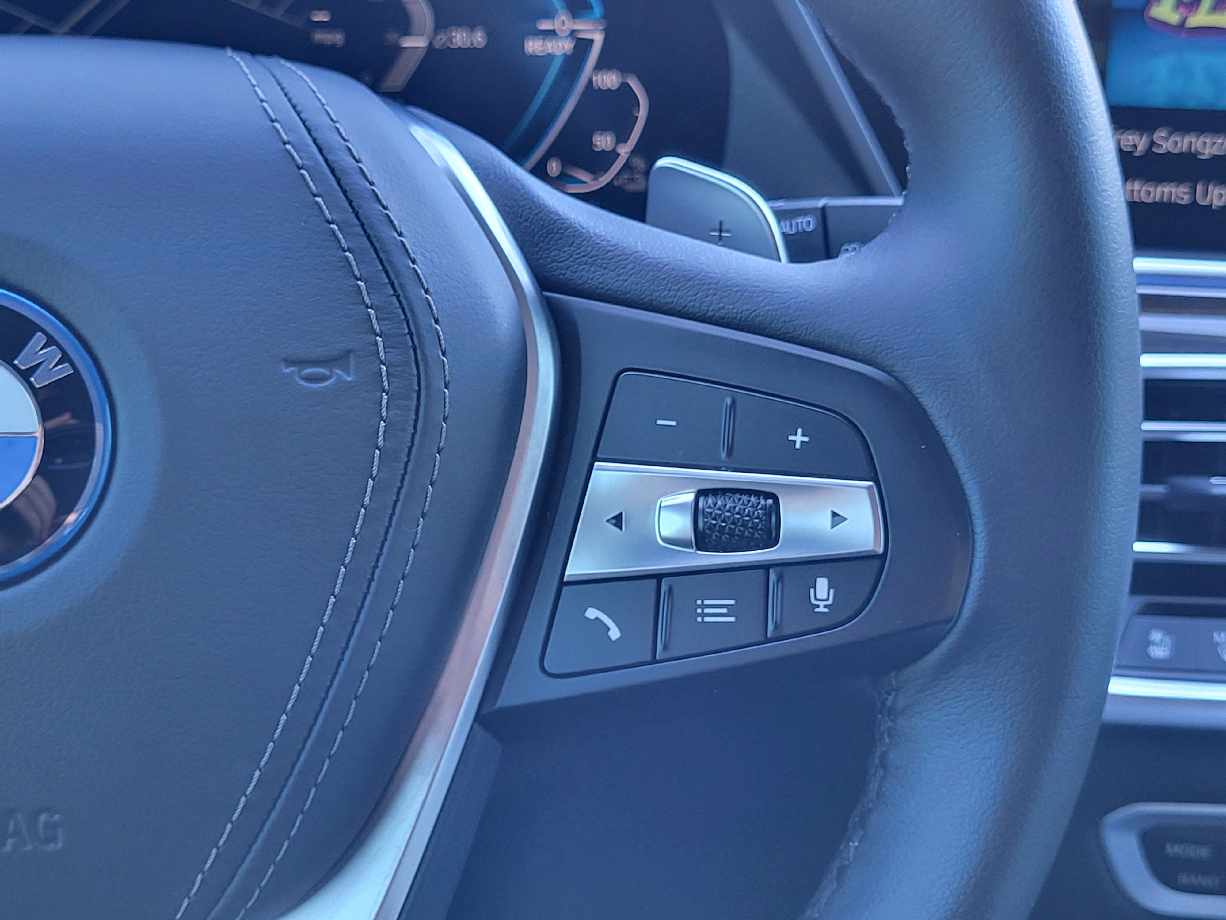2023 BMW X5 xDrive45e