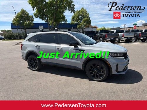 2022 Kia Sorento SX
