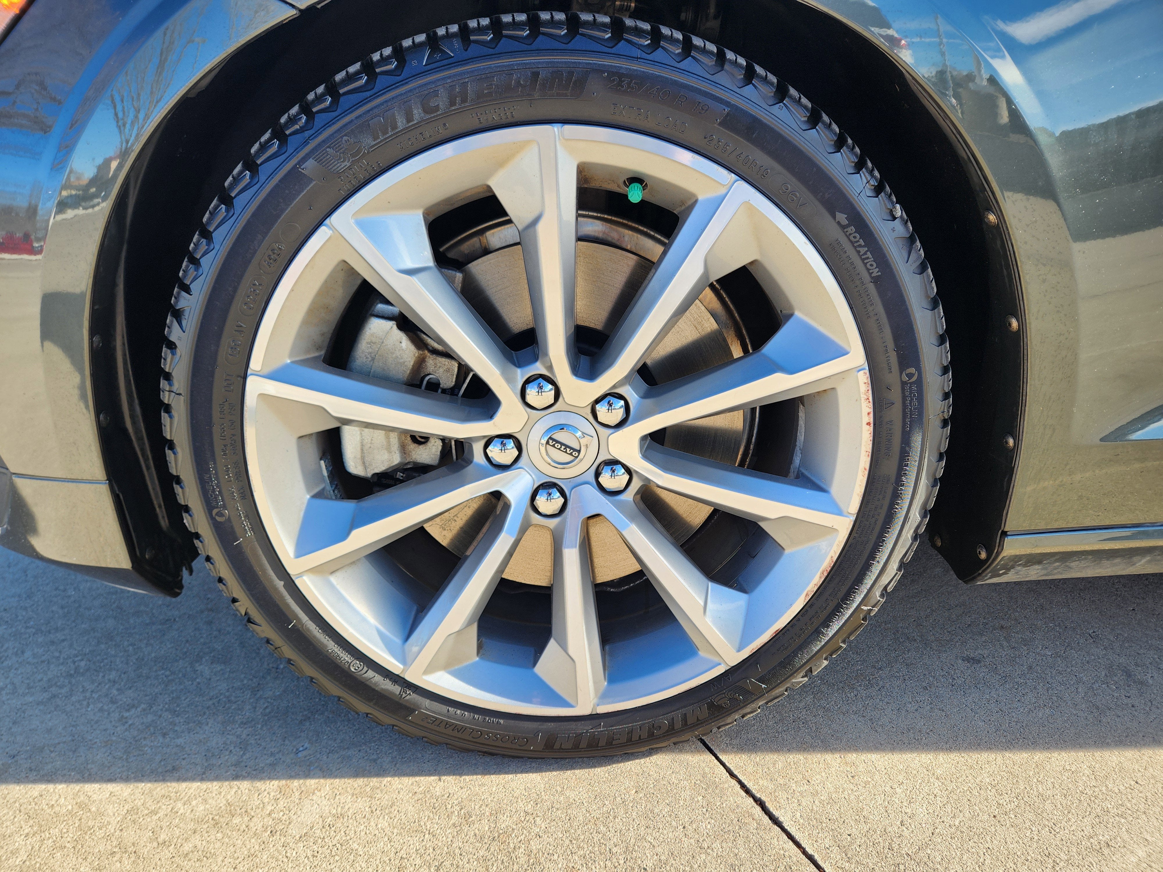 2020 Volvo S60 T6 Momentum