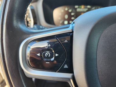 2020 Volvo S60 T6 Momentum