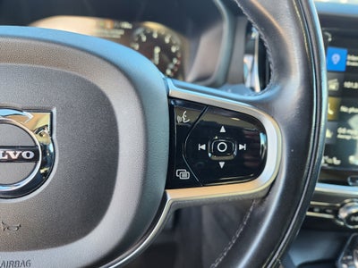 2020 Volvo S60 T6 Momentum