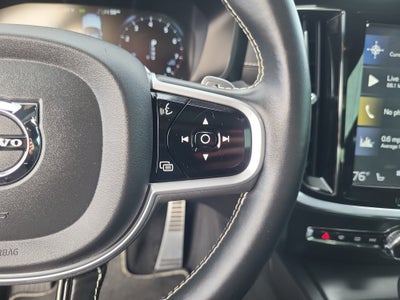 2020 Volvo S60 T6 R-Design