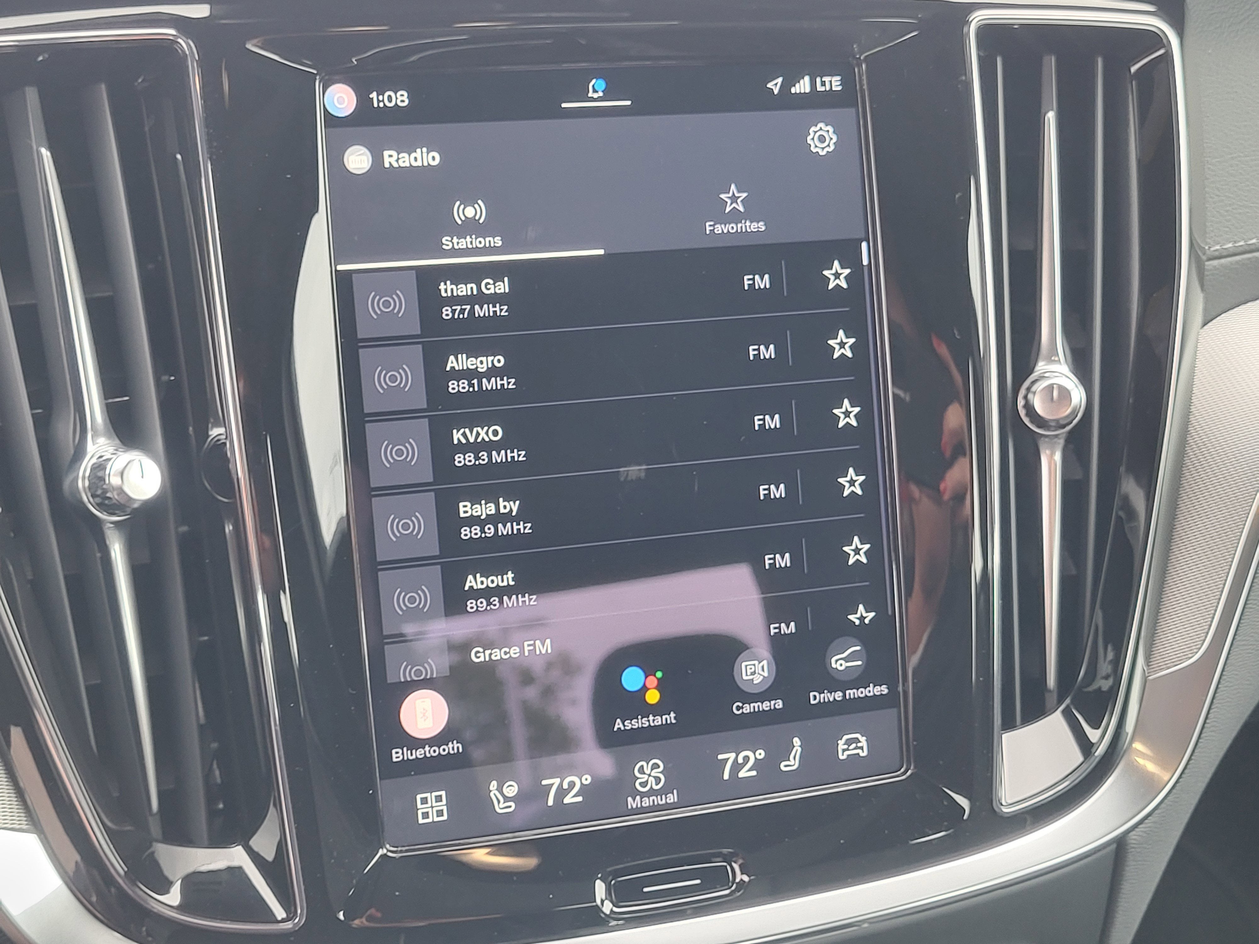 2025 Volvo S60 Plug-In Hybrid T8 Ultra Black Edition