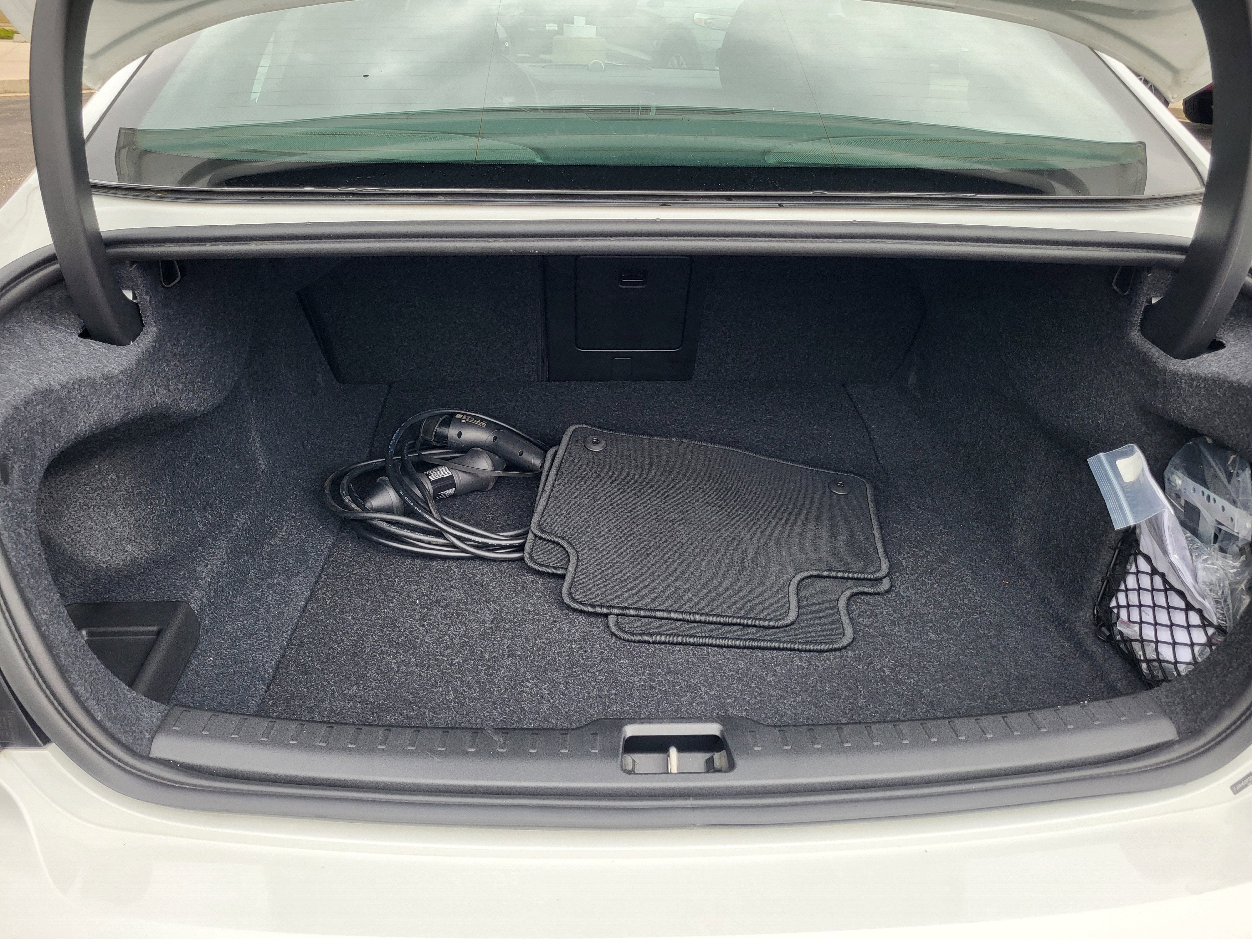 2025 Volvo S60 Plug-In Hybrid T8 Ultra Black Edition