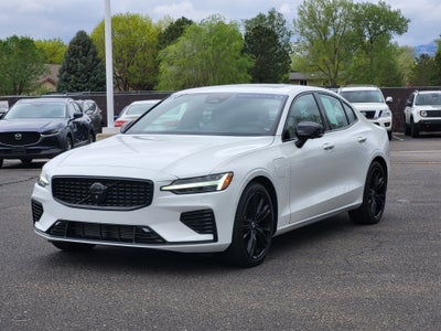2025 Volvo S60 Plug-In Hybrid T8 Ultra Black Edition
