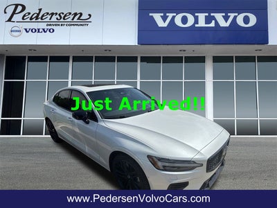 2024 Volvo S60 Recharge Plug-In Hybrid Ultimate