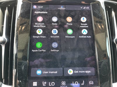 2024 Volvo S60 Recharge Plug-In Hybrid T8 Plus Dark Theme