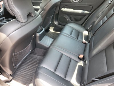 2024 Volvo S60 Recharge Plug-In Hybrid T8 Plus Dark Theme