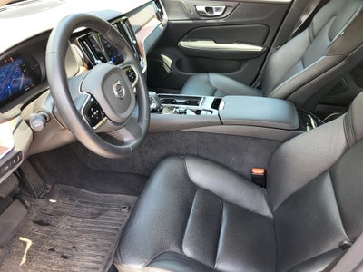 2024 Volvo S60 Recharge Plug-In Hybrid T8 Plus Dark Theme