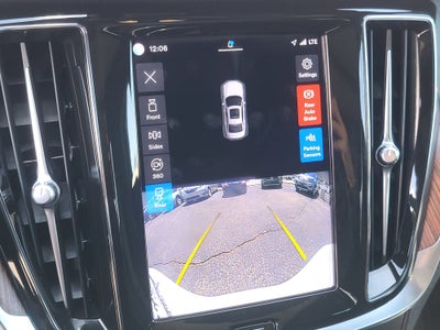 2023 Volvo S60 Recharge Plug-In Hybrid T8 Plus Black Edition