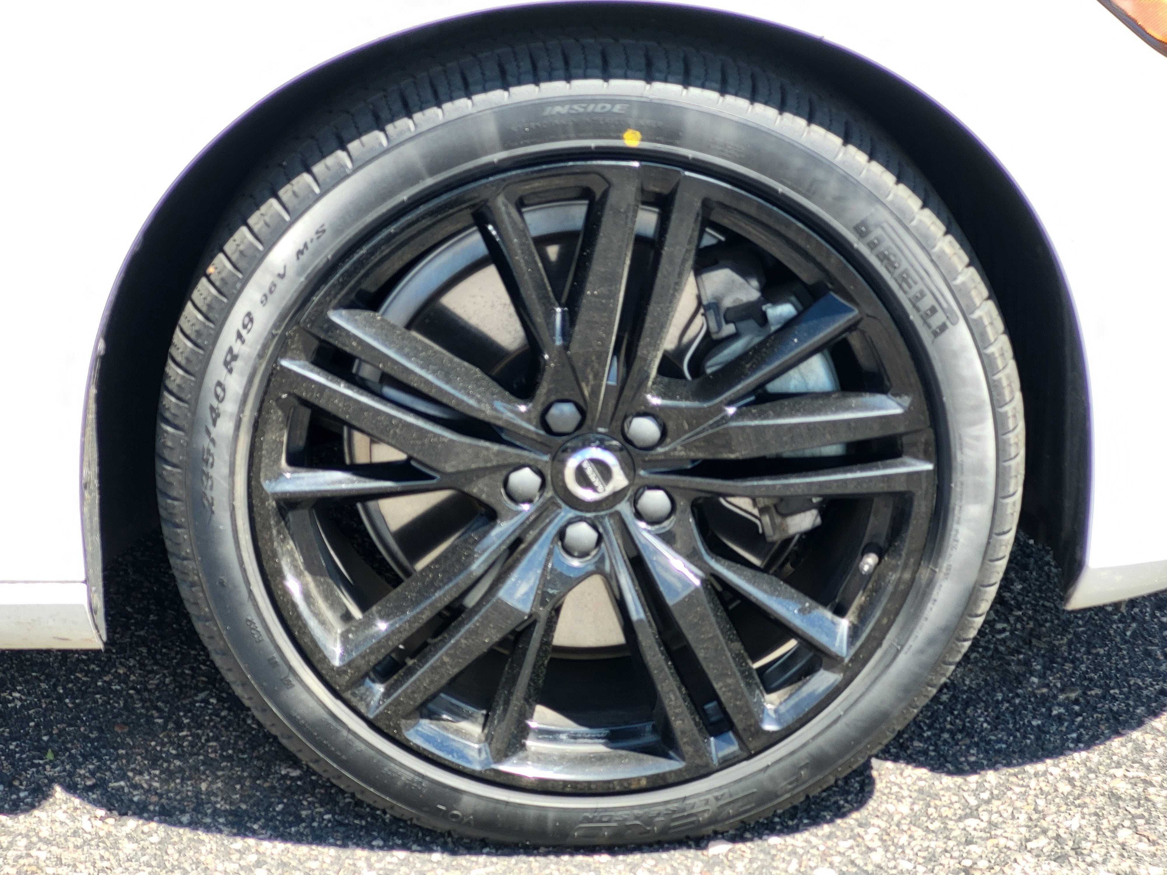 2023 Volvo S60 Recharge Plug-In Hybrid T8 Plus Black Edition