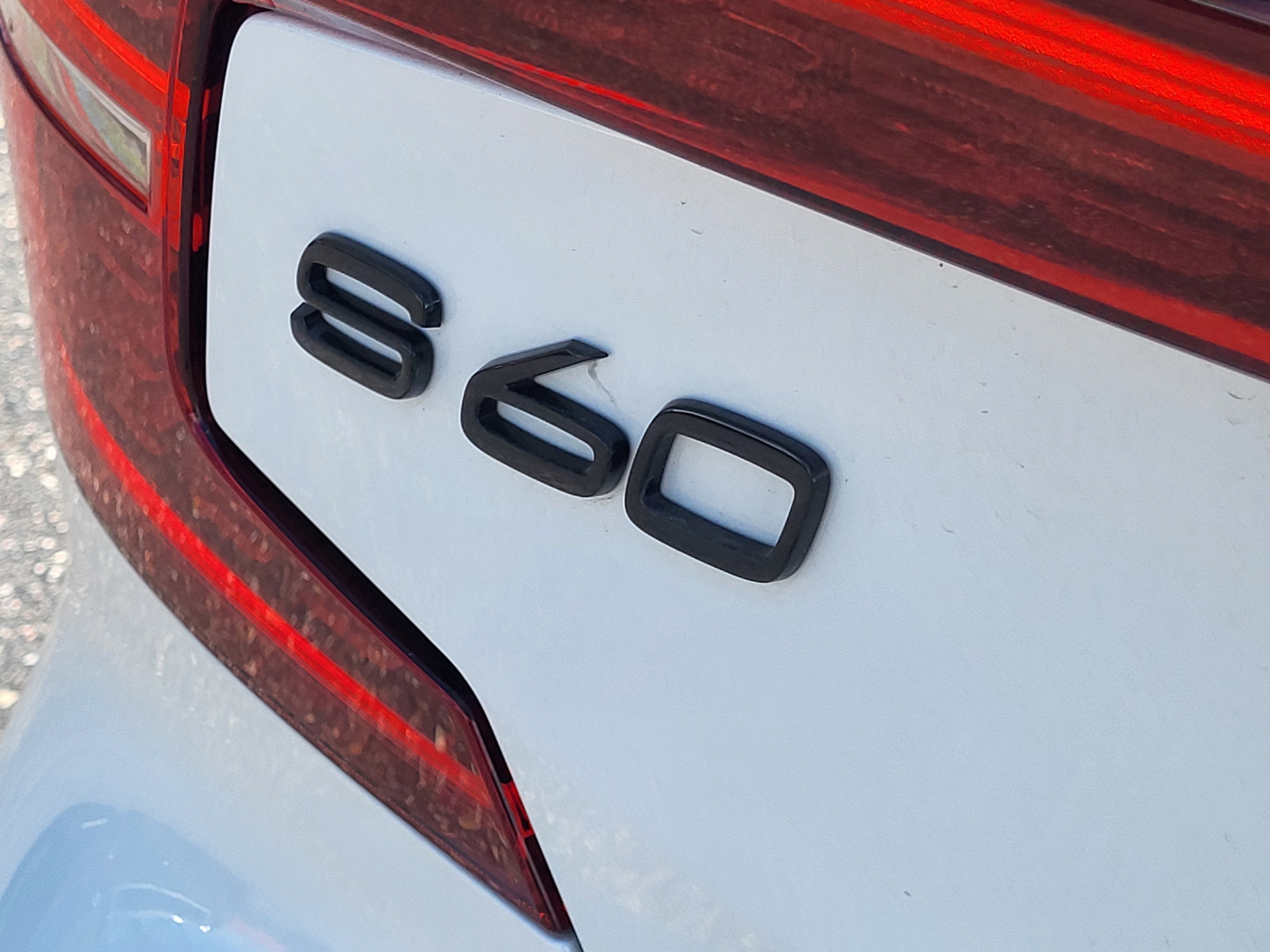 2023 Volvo S60 Recharge Plug-In Hybrid T8 Plus Black Edition