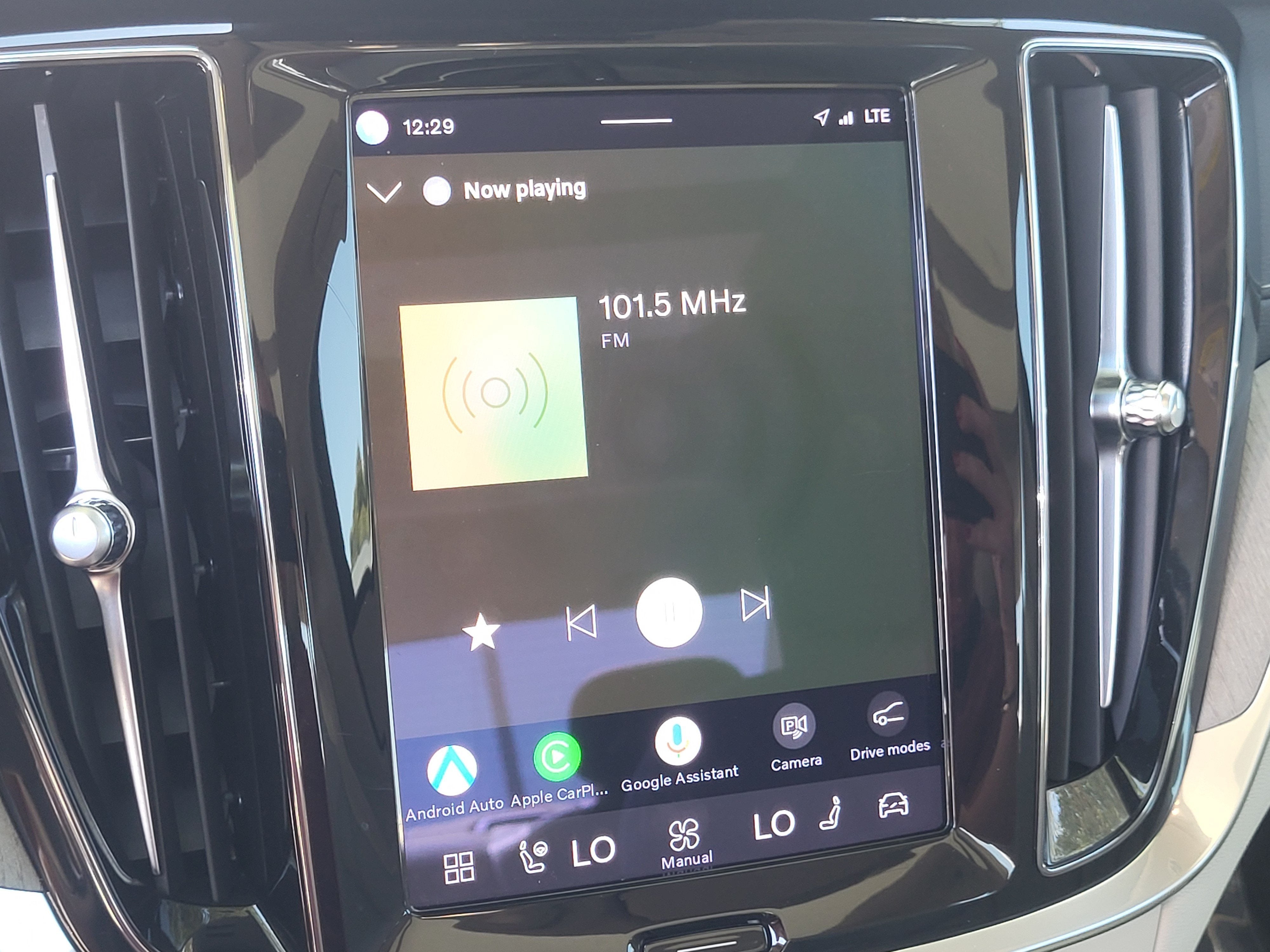 2023 Volvo S60 Recharge Plug-In Hybrid Ultimate