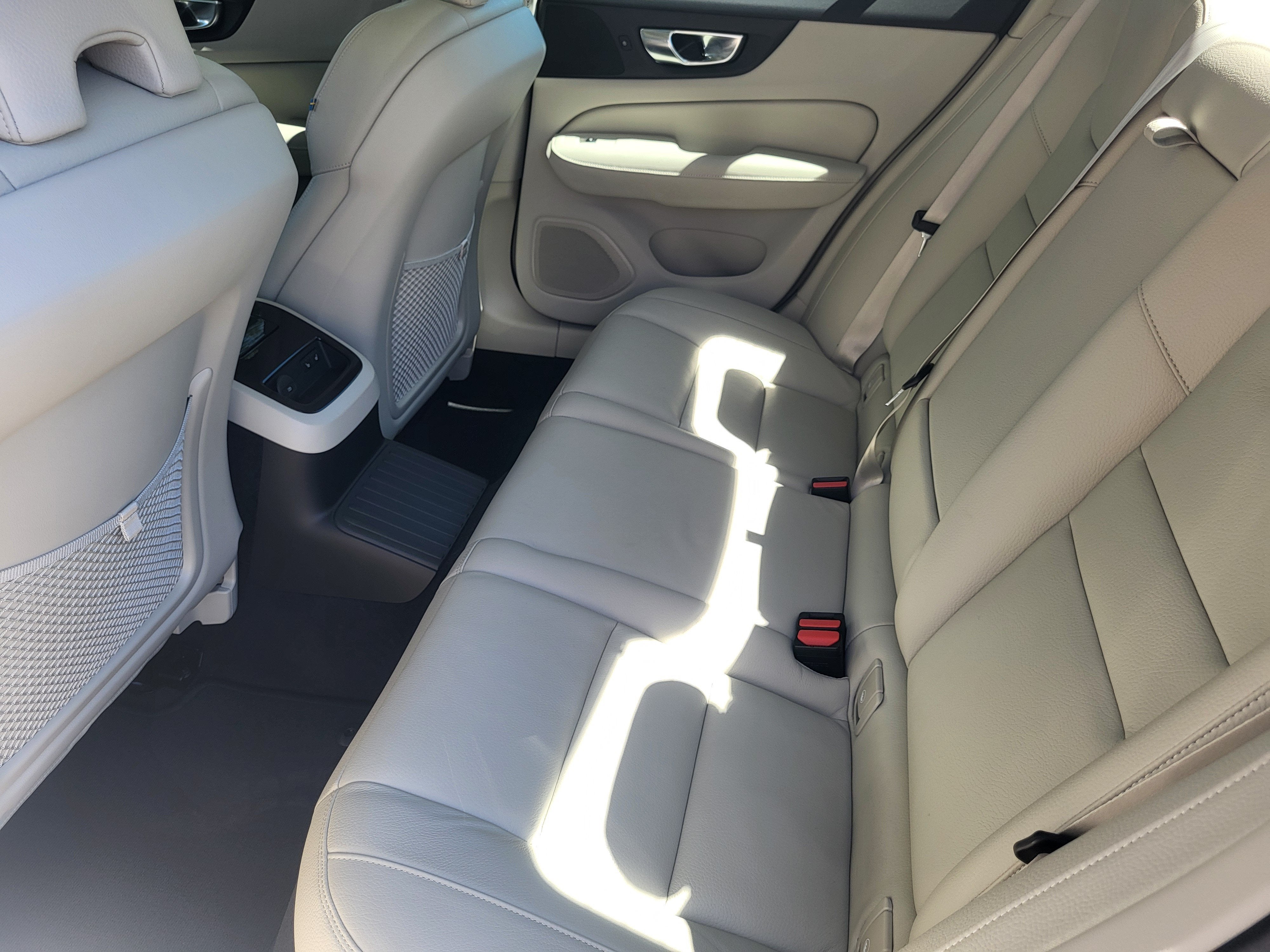 2023 Volvo S60 Recharge Plug-In Hybrid Ultimate