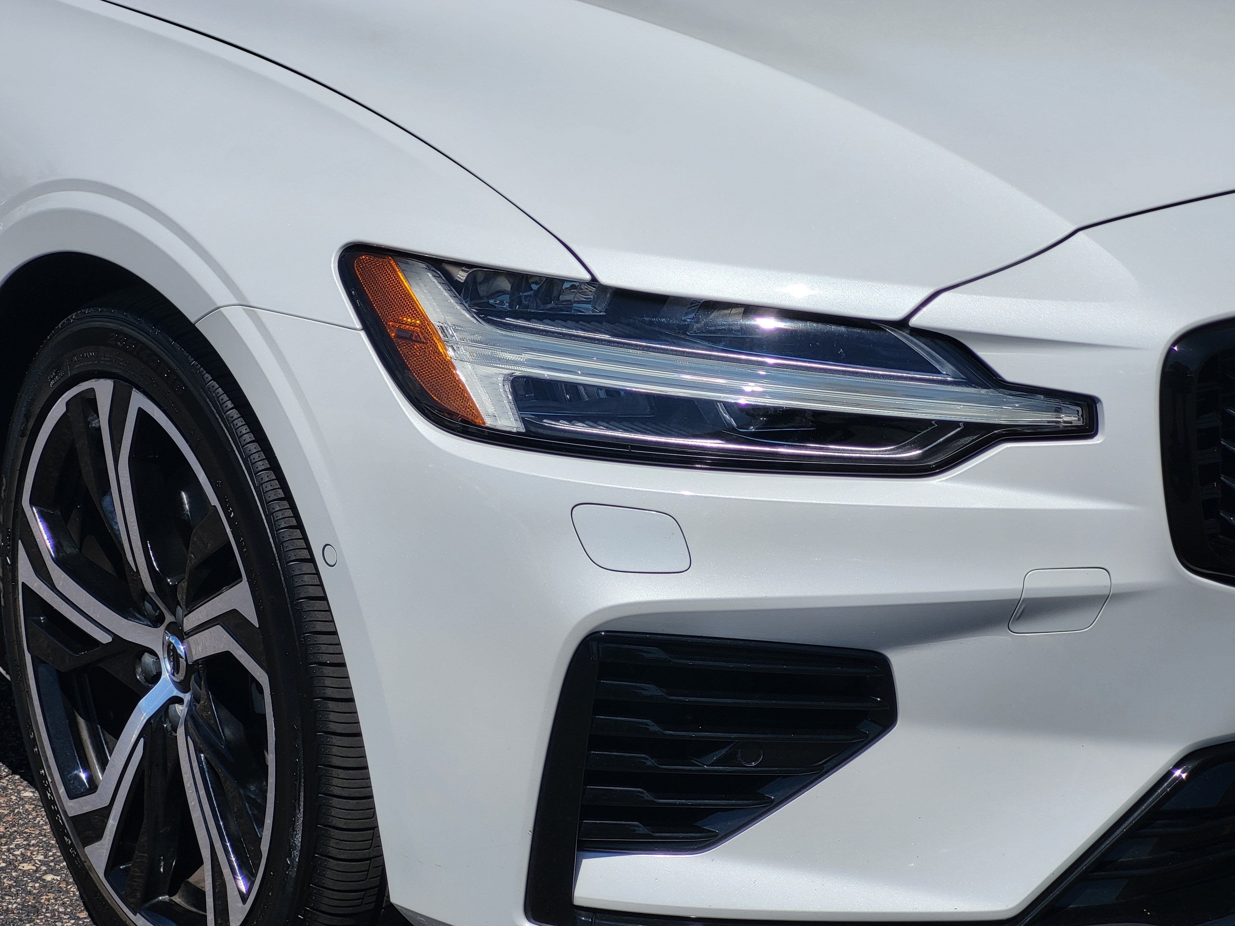2023 Volvo S60 Recharge Plug-In Hybrid Ultimate
