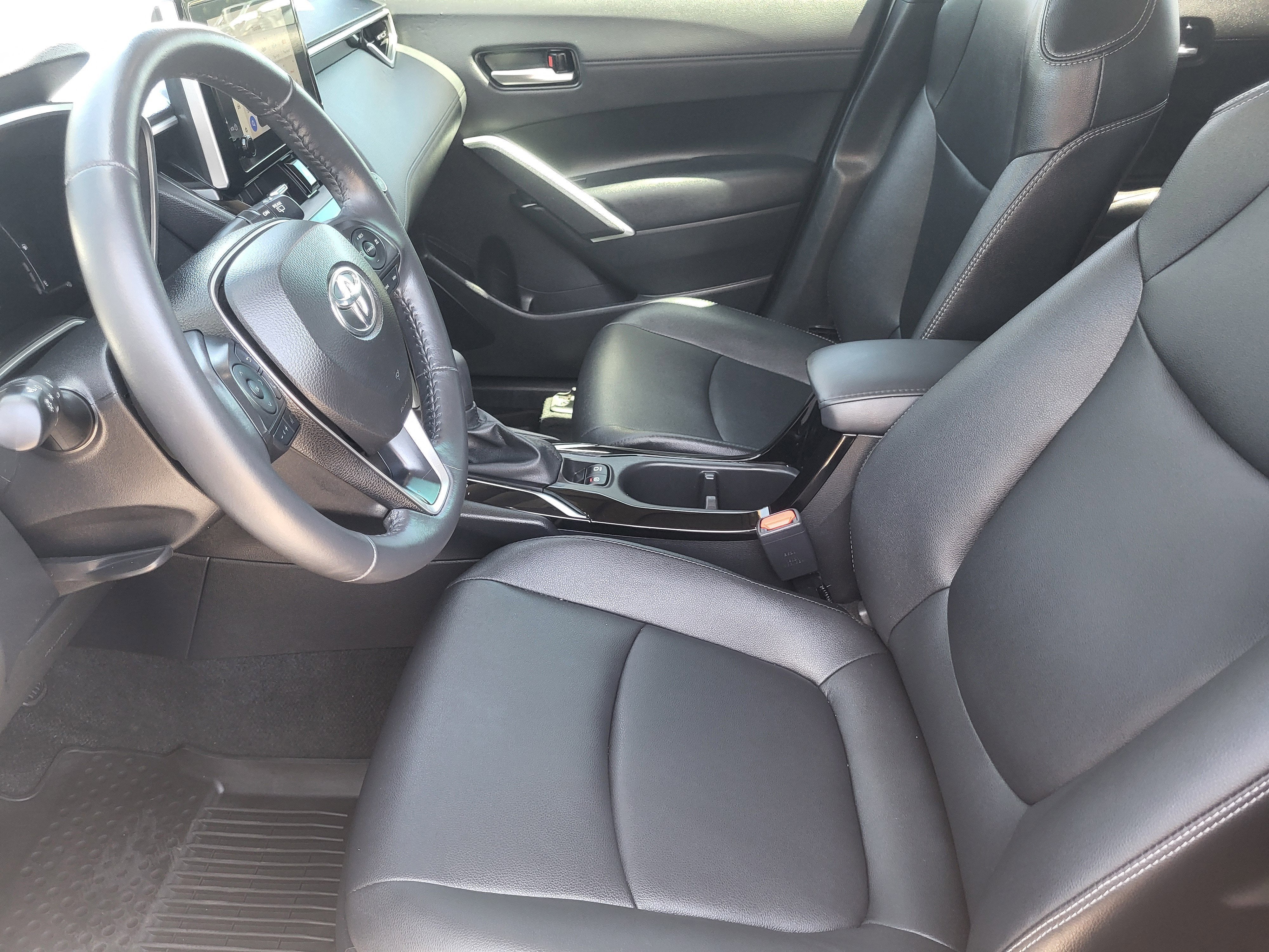 2024 Toyota Corolla Cross XLE