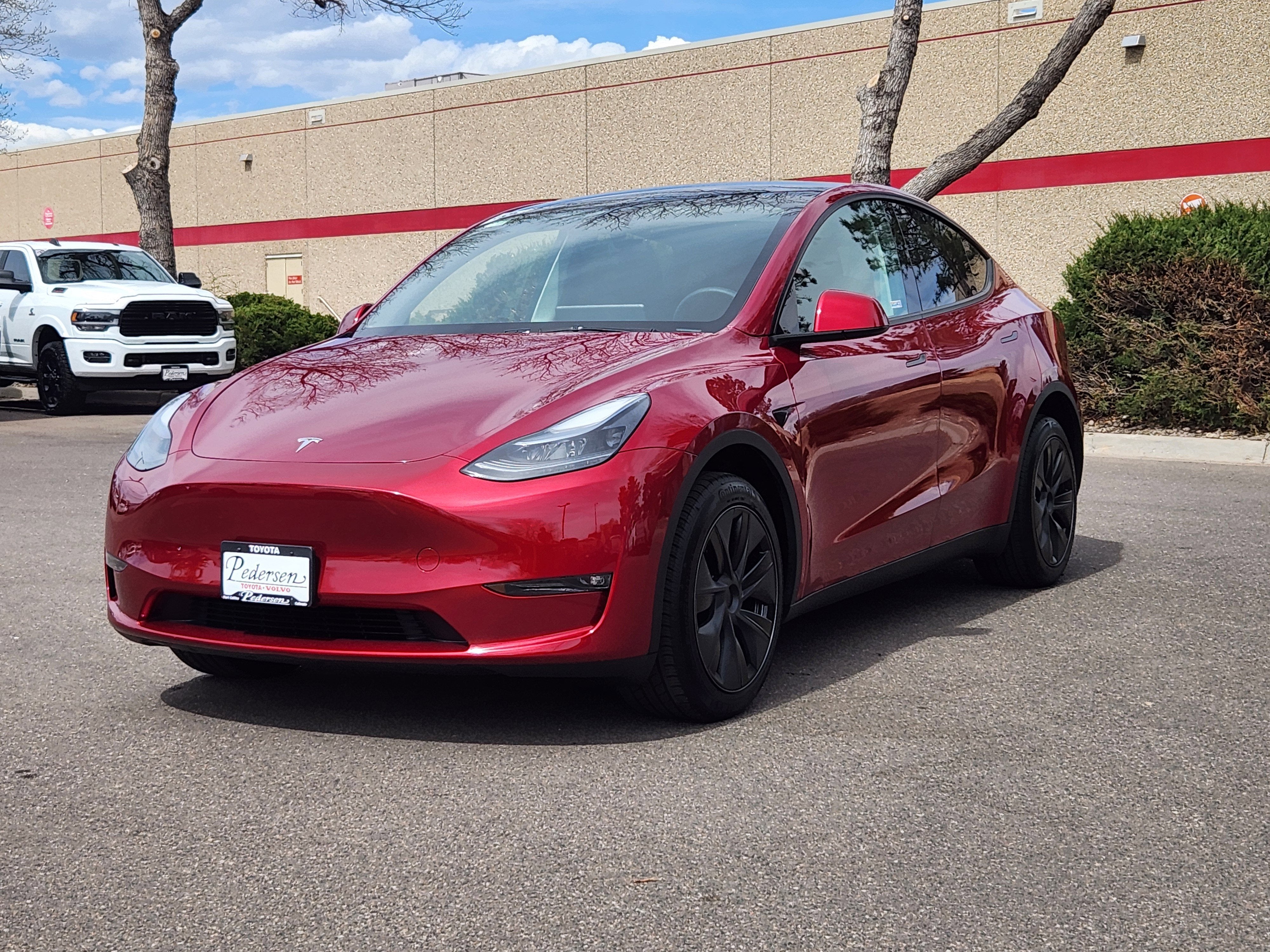2025 Tesla Model Y Long Range