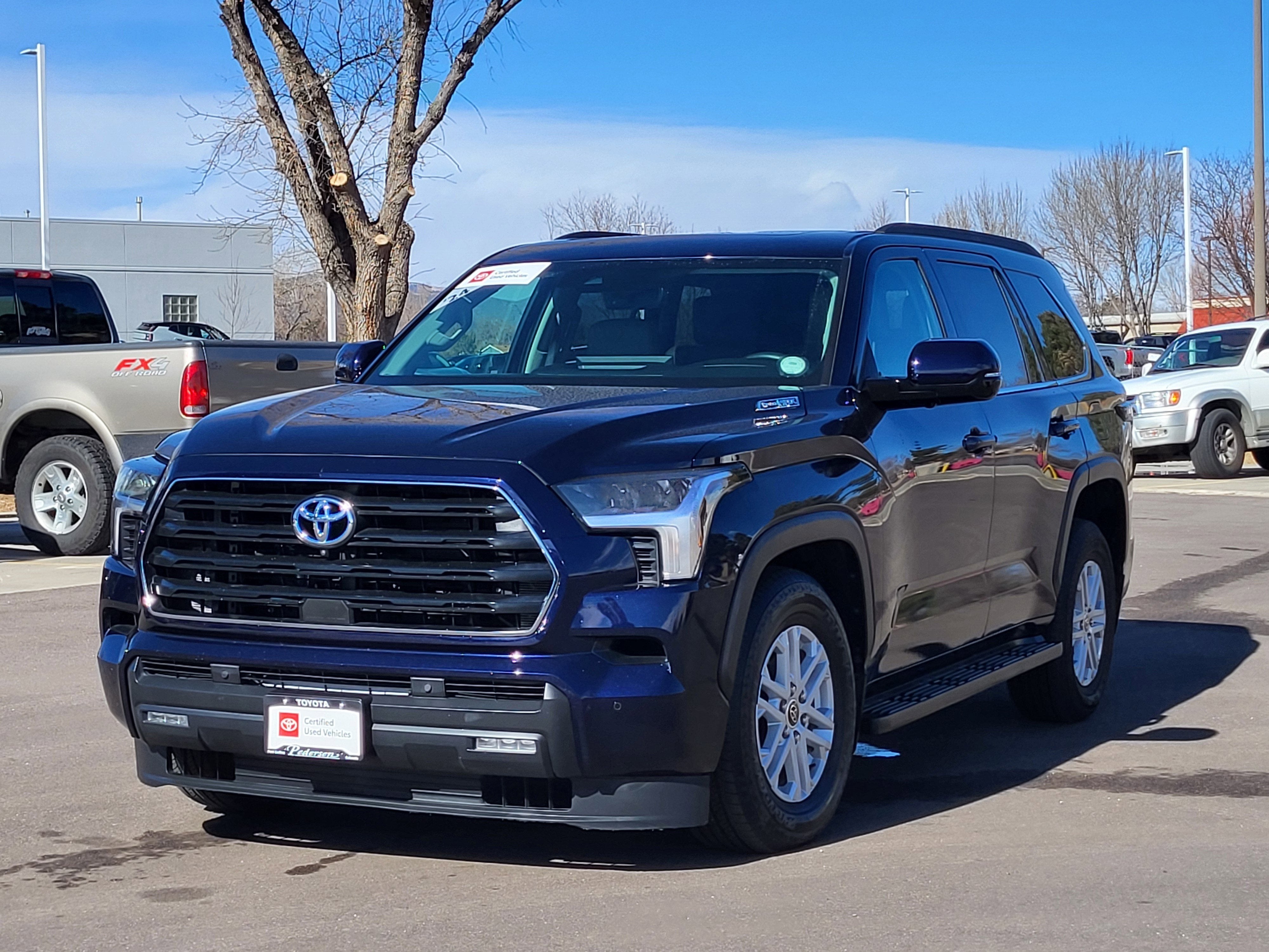 2024 Toyota Sequoia SR5