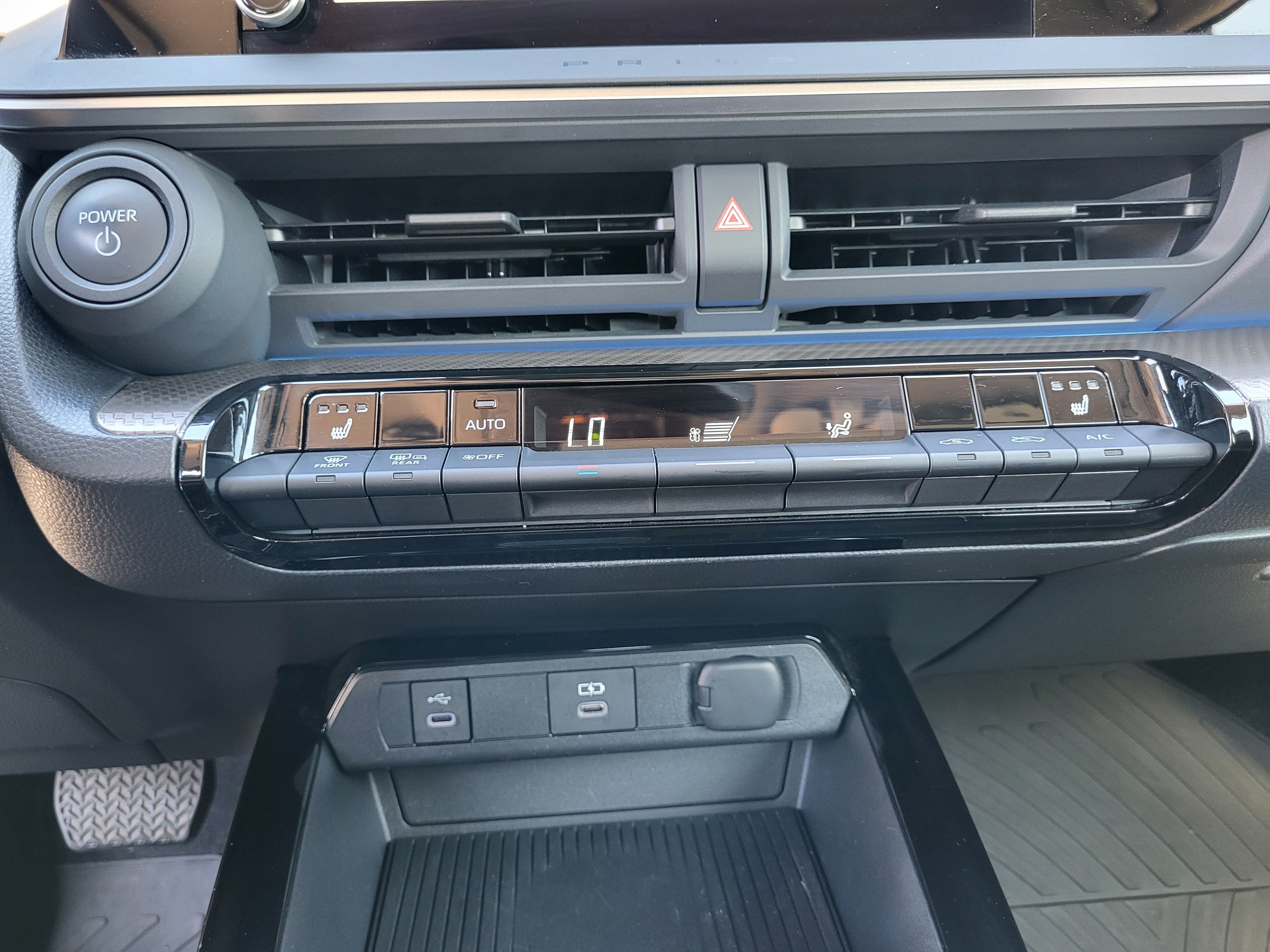 2024 Toyota Prius XLE