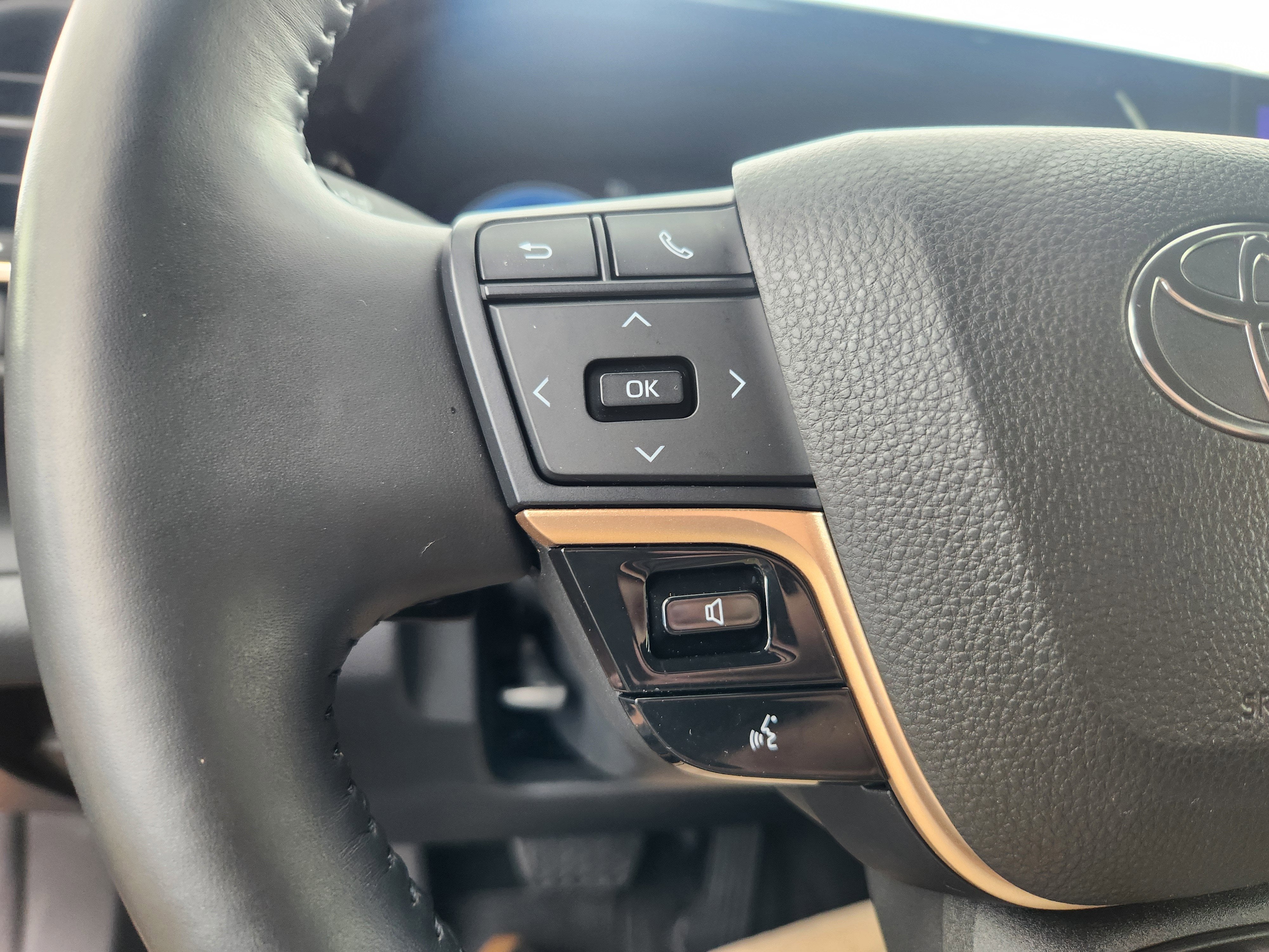 2023 Toyota Crown Platinum