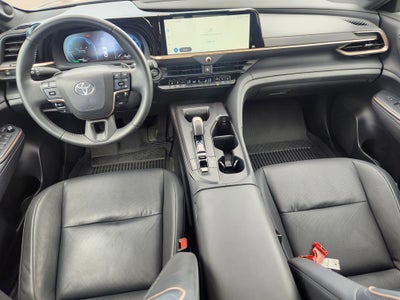 2023 Toyota Crown Platinum