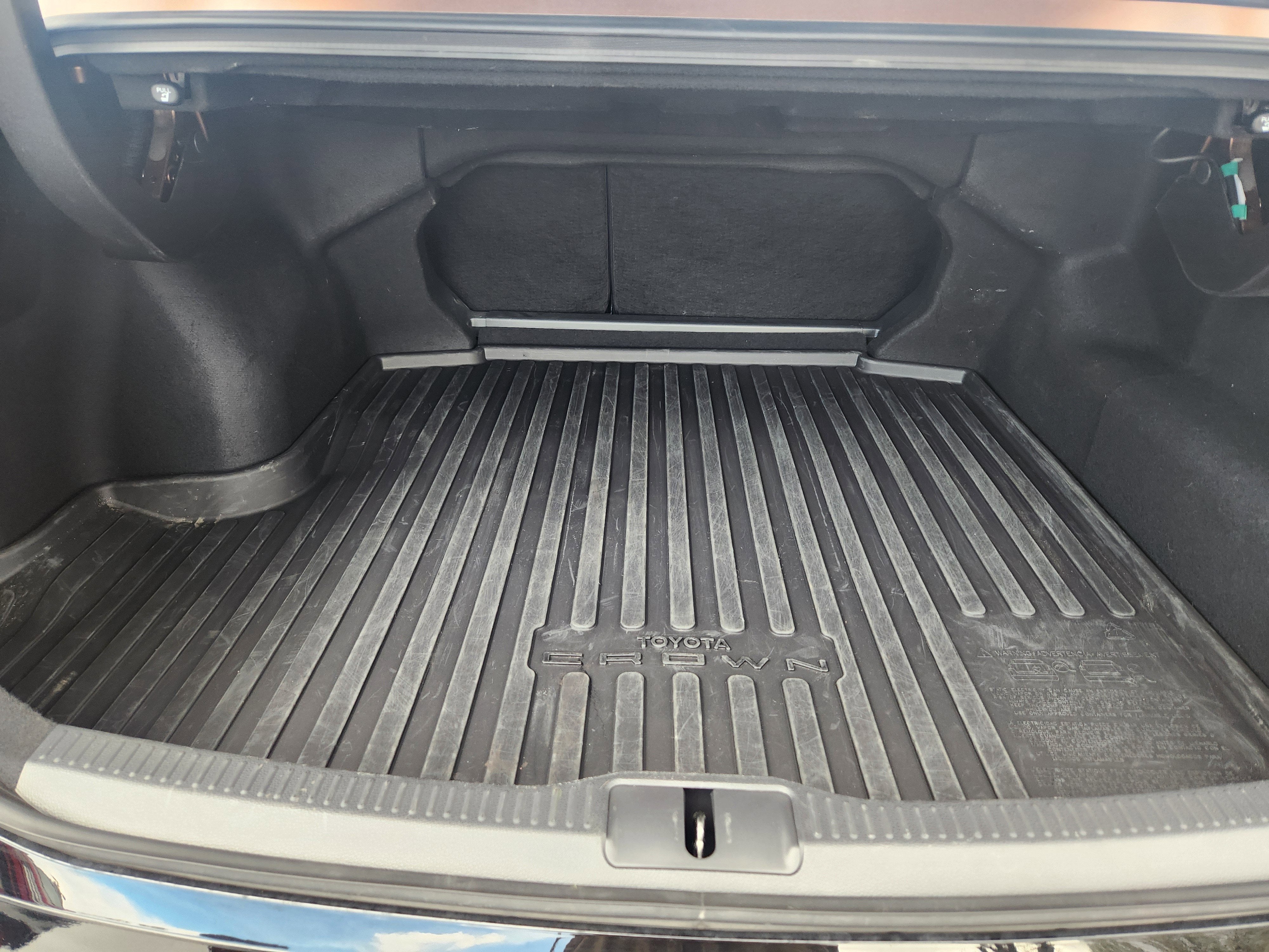 2023 Toyota Crown Platinum