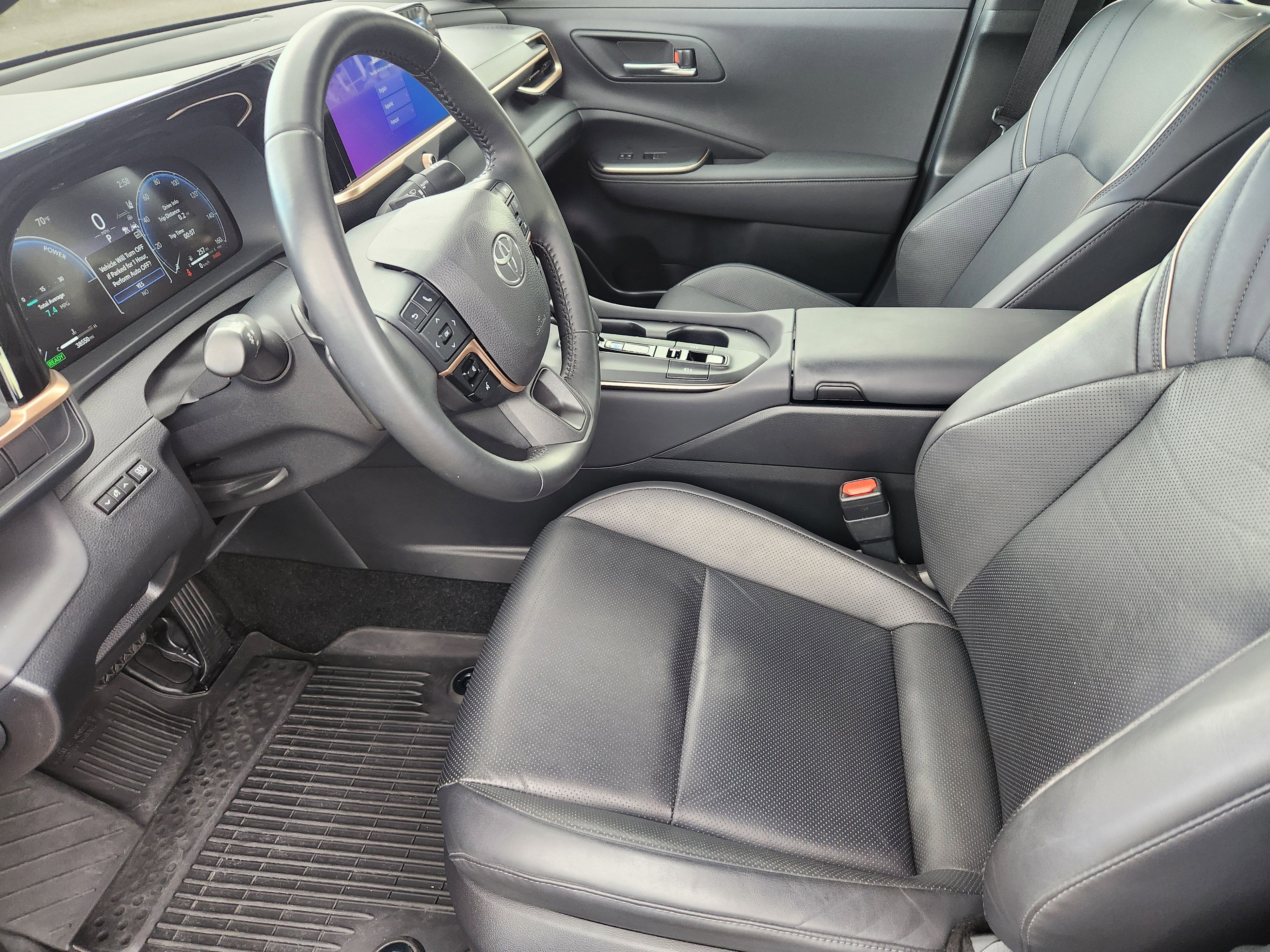 2023 Toyota Crown Platinum