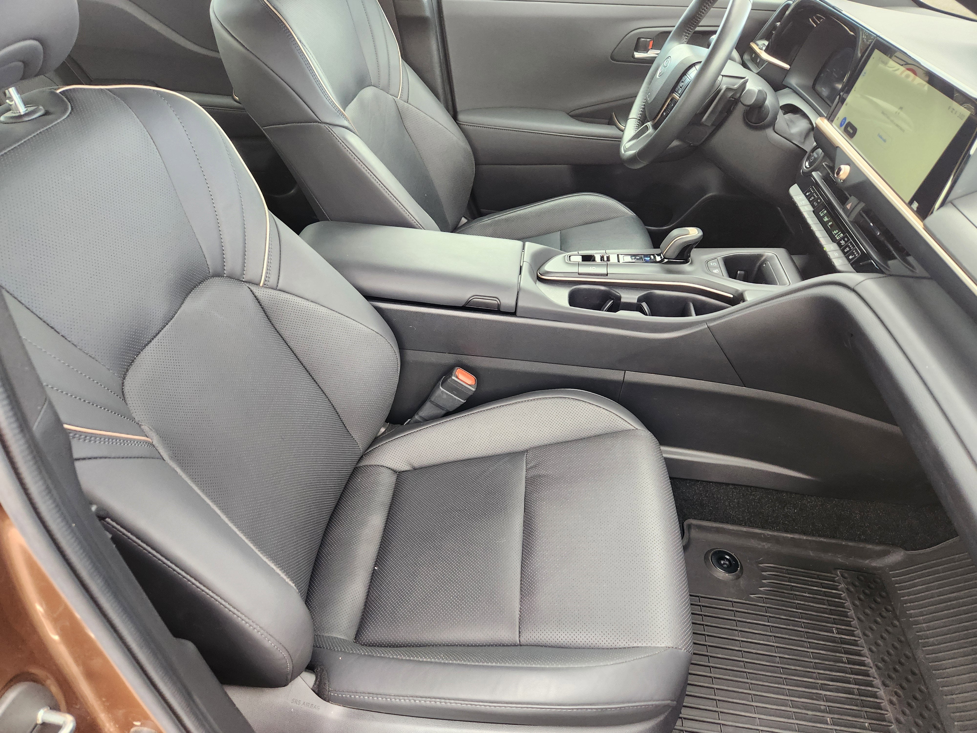 2023 Toyota Crown Platinum