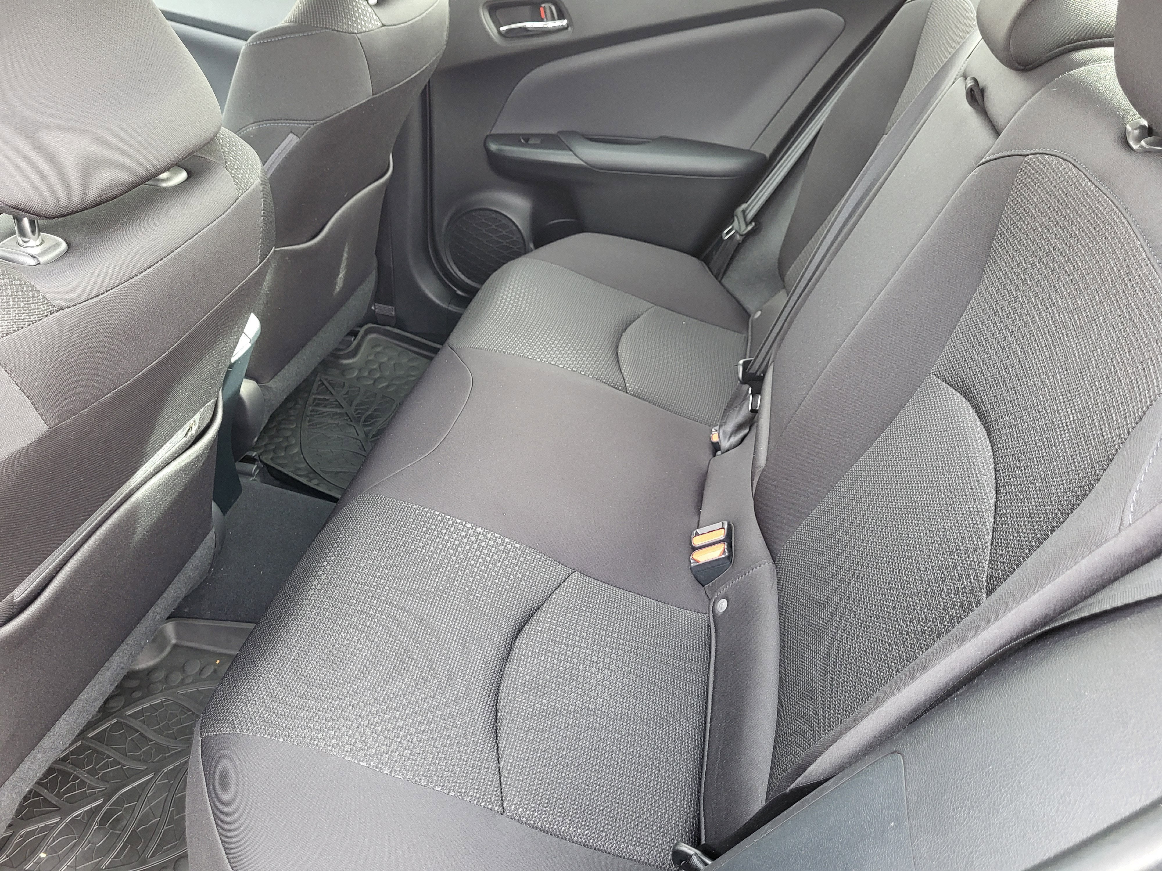 2021 Toyota Prius LE