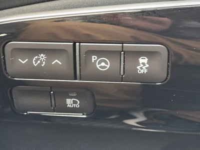 2021 Toyota Prius LE