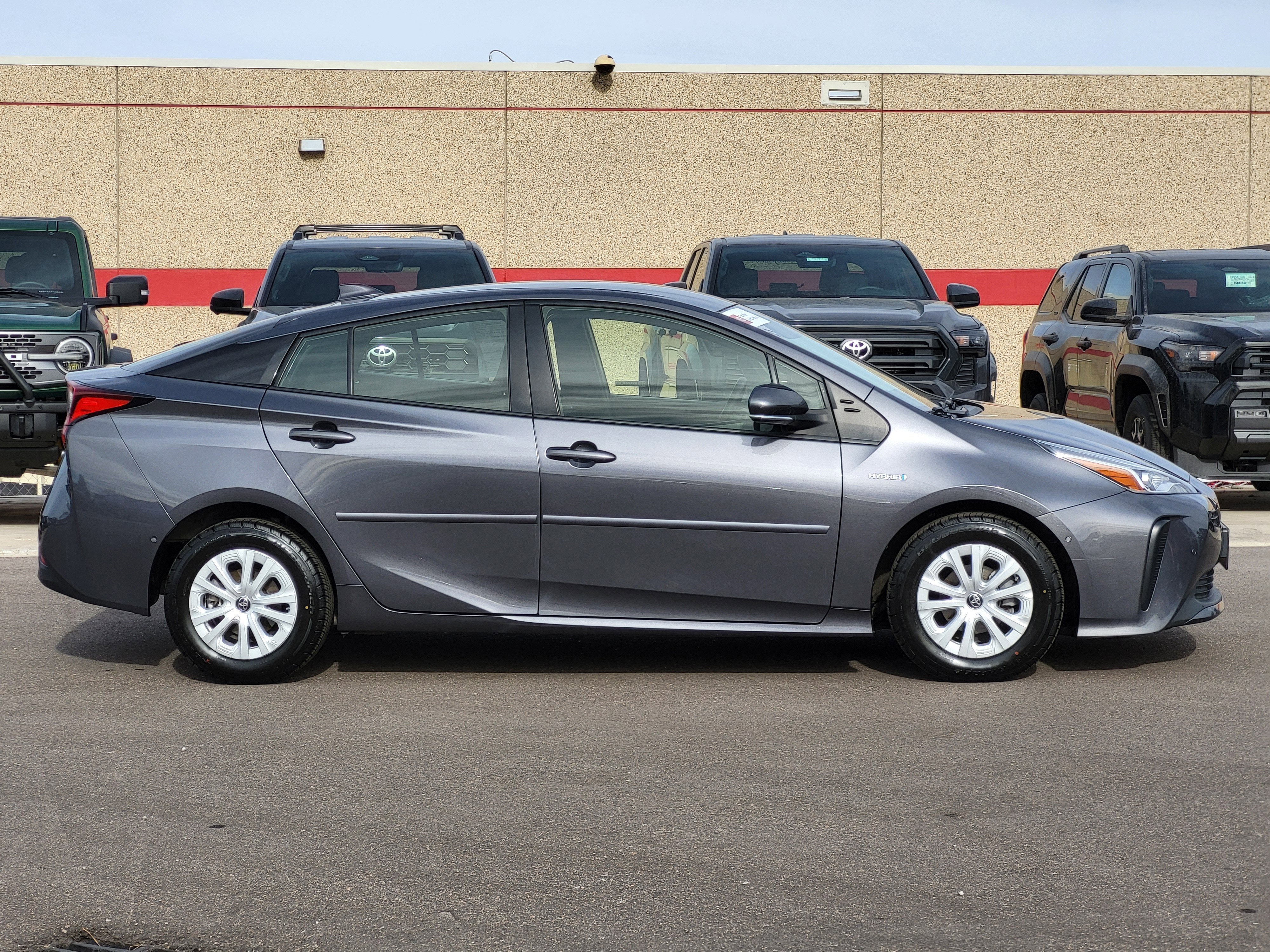 2021 Toyota Prius LE