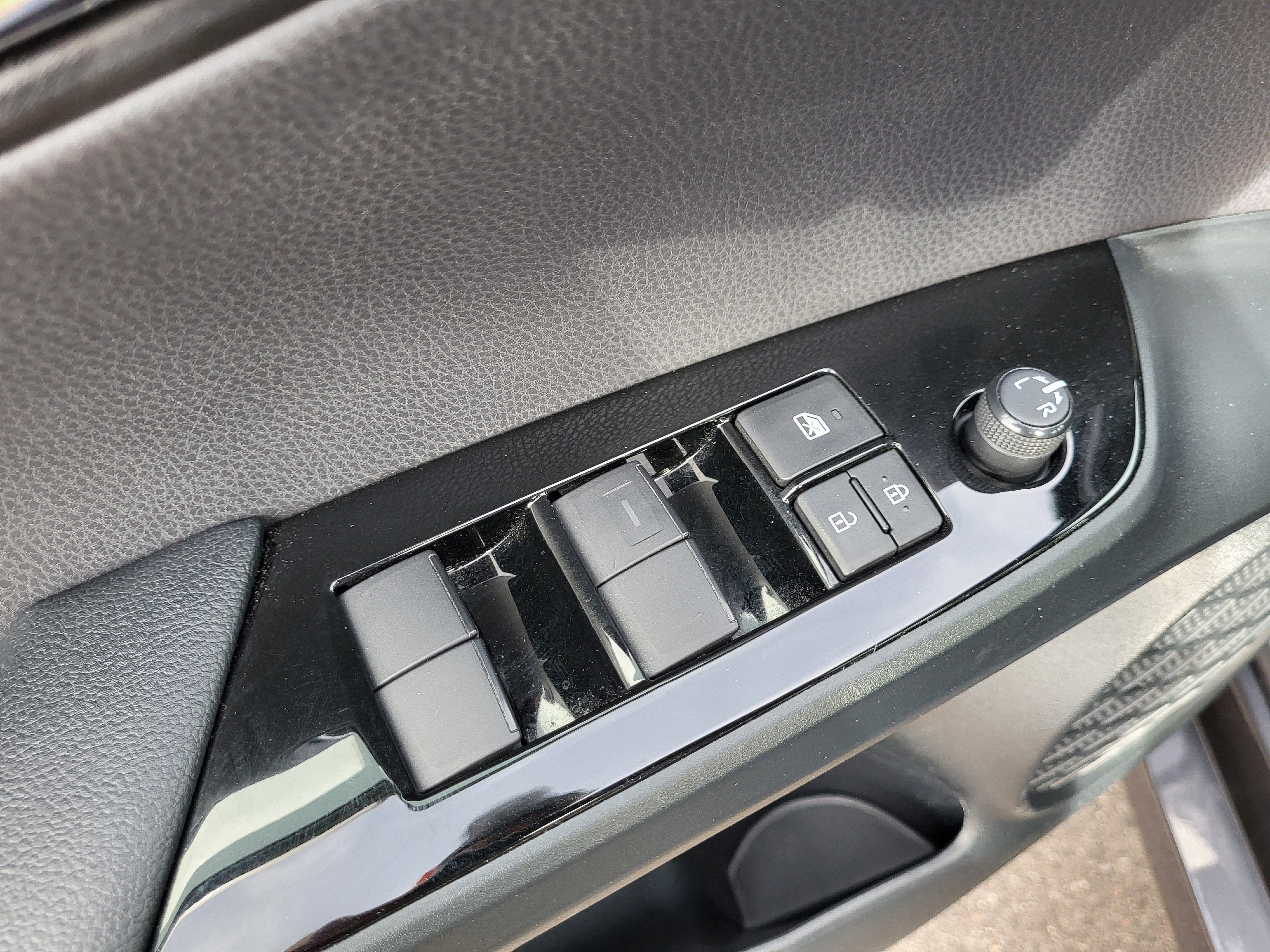 2021 Toyota Prius LE