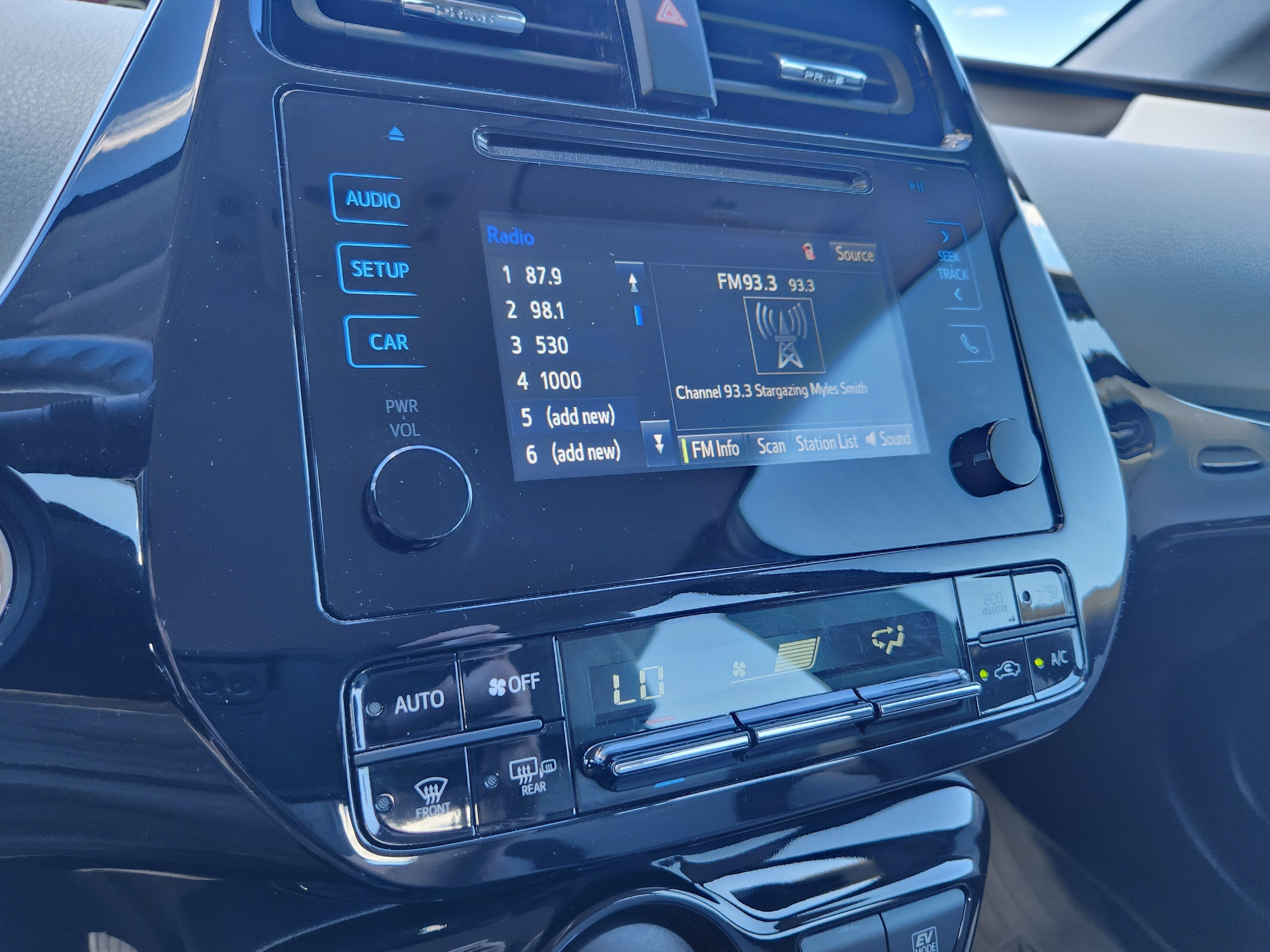 2016 Toyota Prius Two