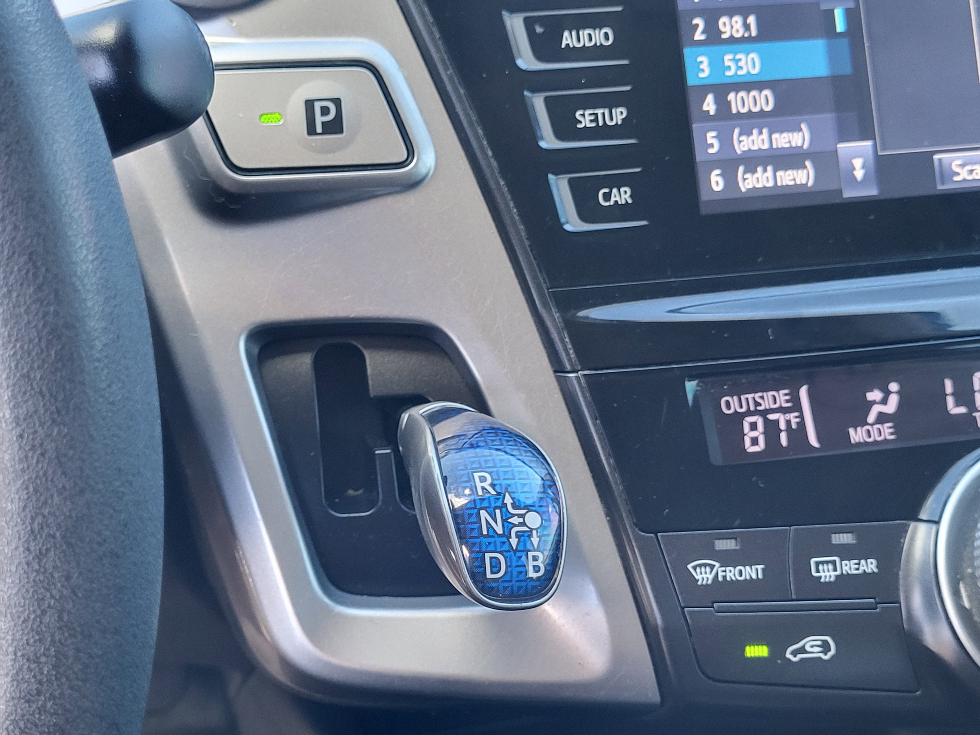 2015 Toyota Prius v Two