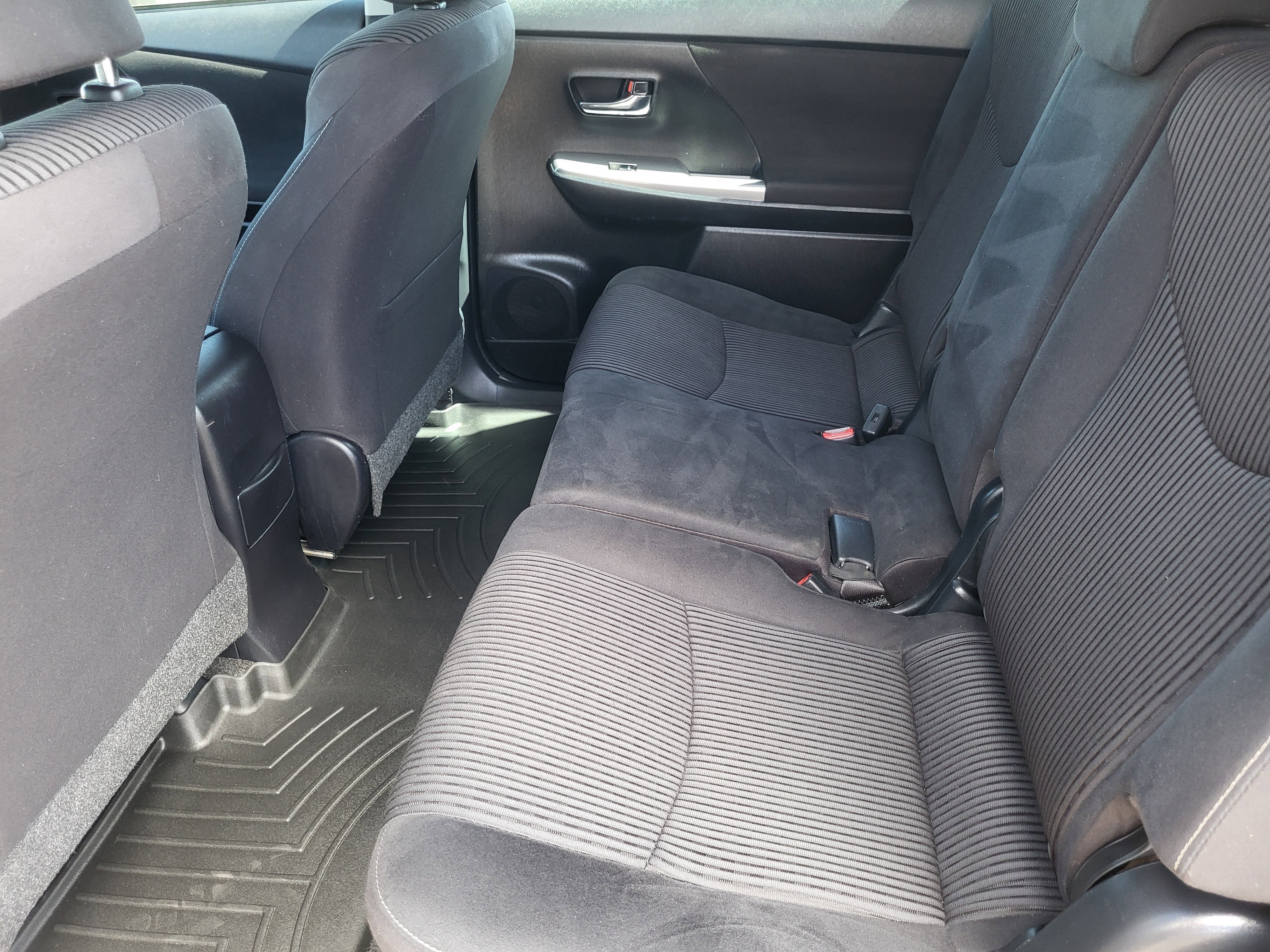 2015 Toyota Prius v Two