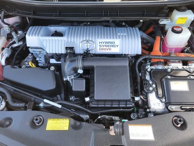 2015 Toyota Prius v Two