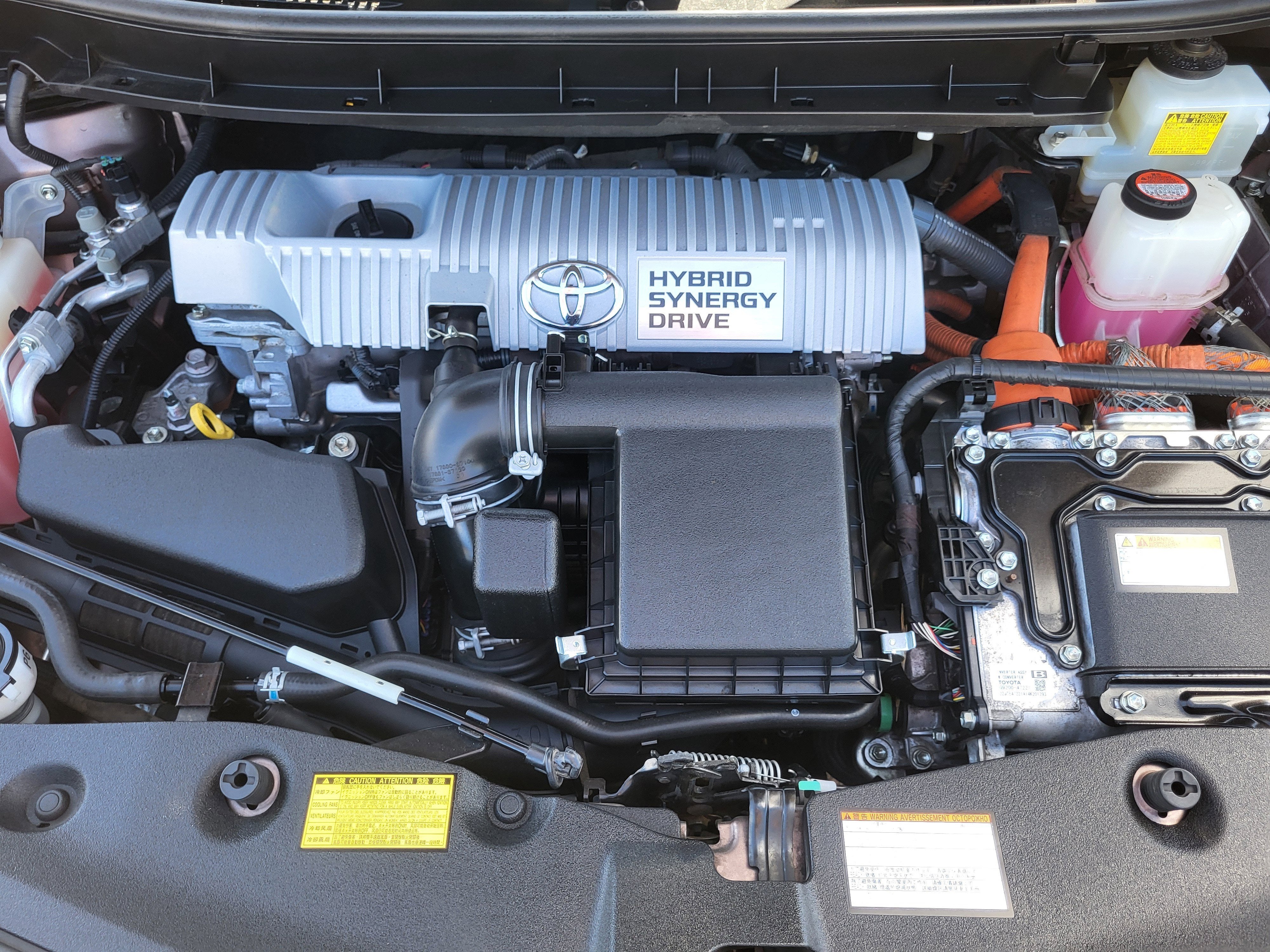 2015 Toyota Prius v Two