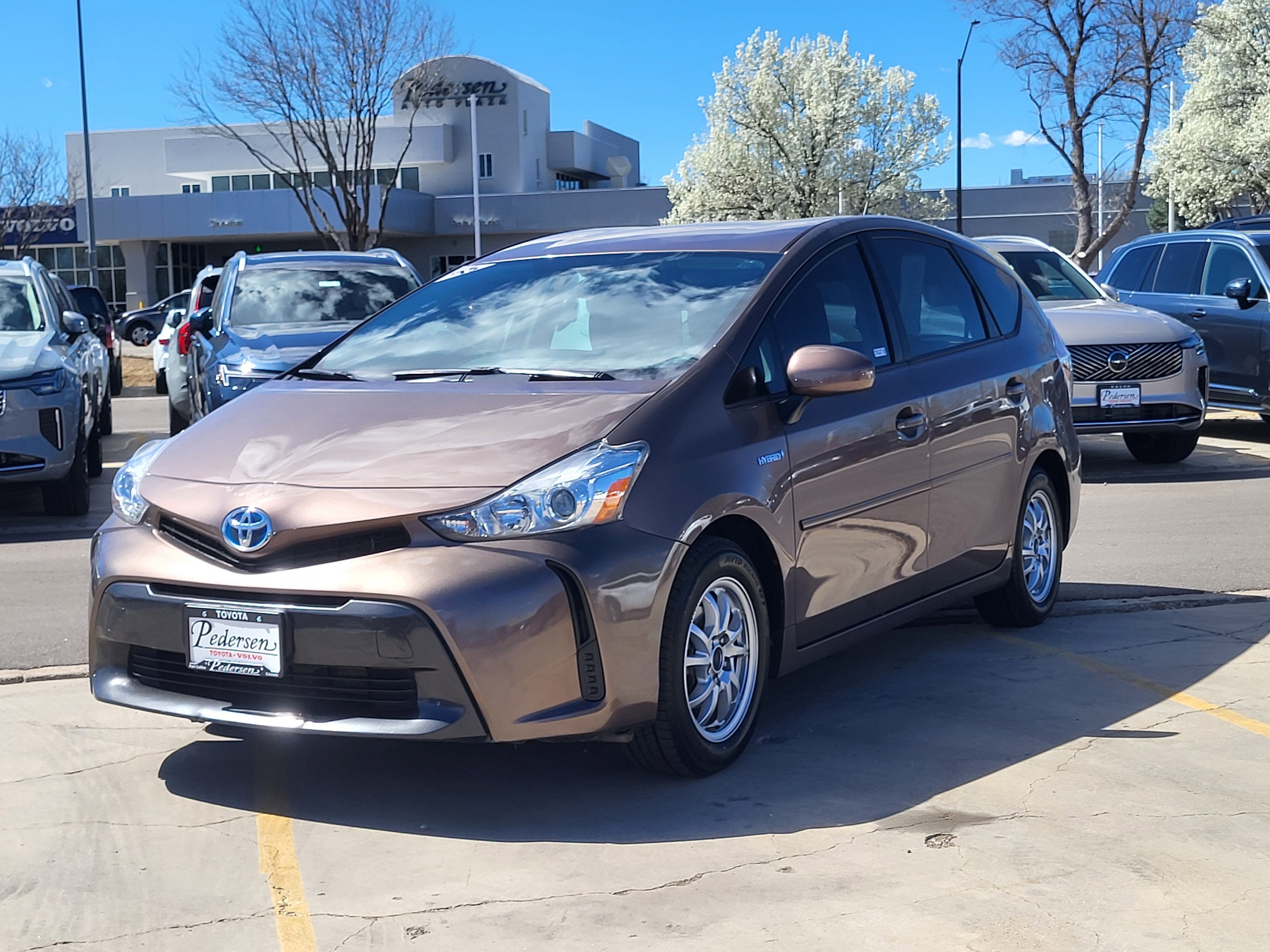 2015 Toyota Prius v Two