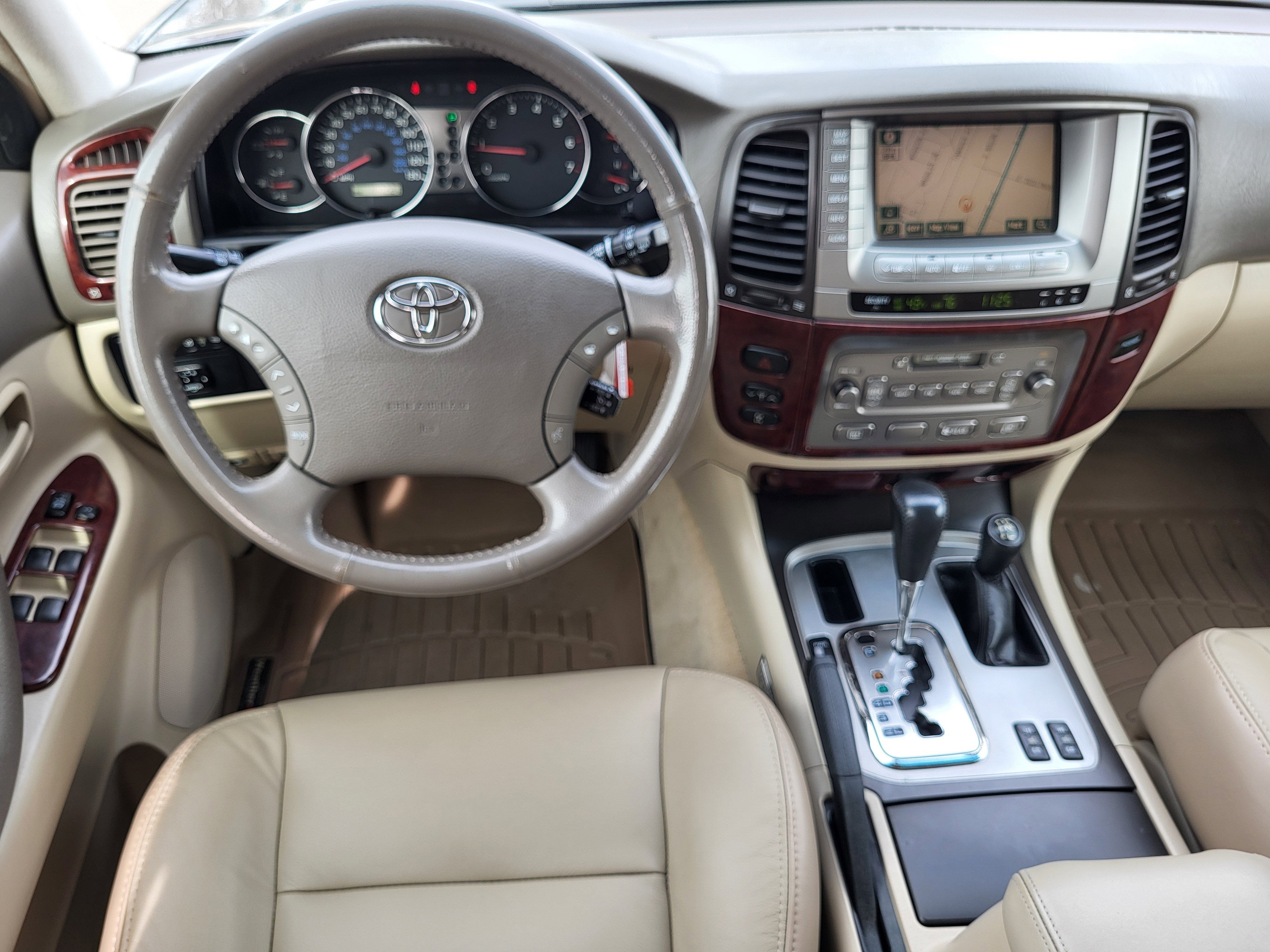 2005 Toyota Land Cruiser Base