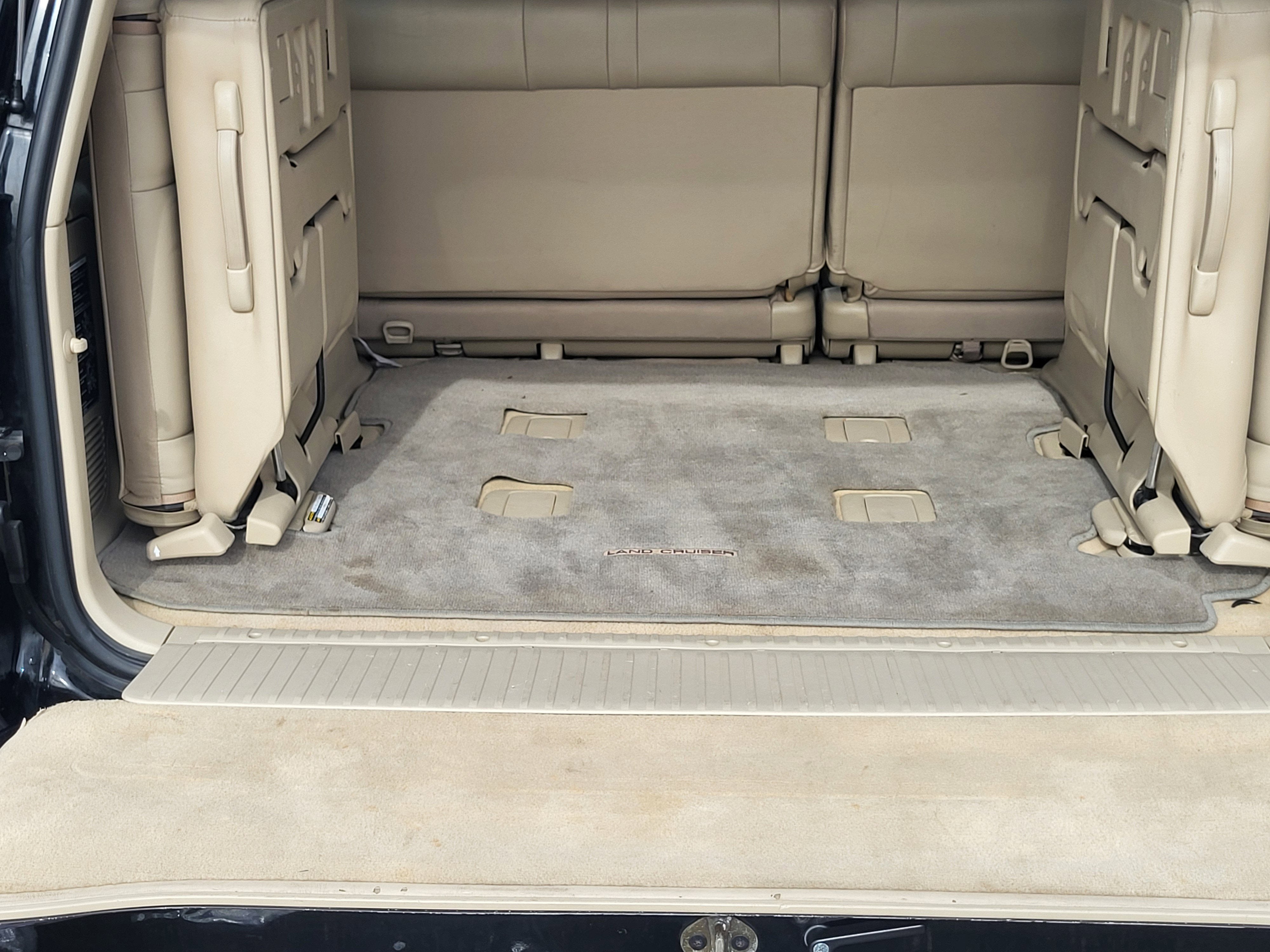 2005 Toyota Land Cruiser Base