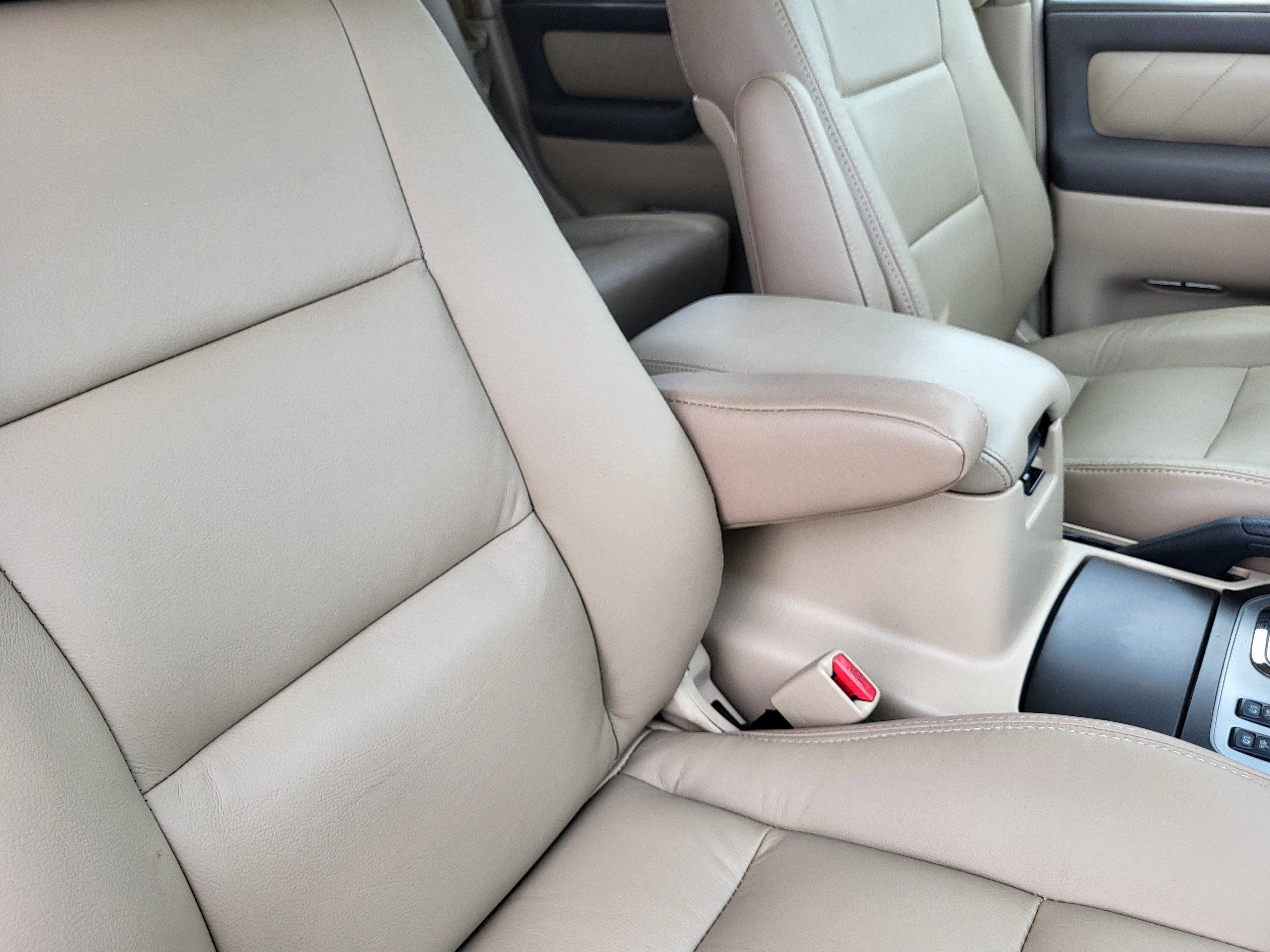 2005 Toyota Land Cruiser Base