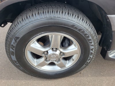 2005 Toyota Land Cruiser Base
