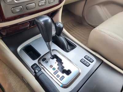 2005 Toyota Land Cruiser Base