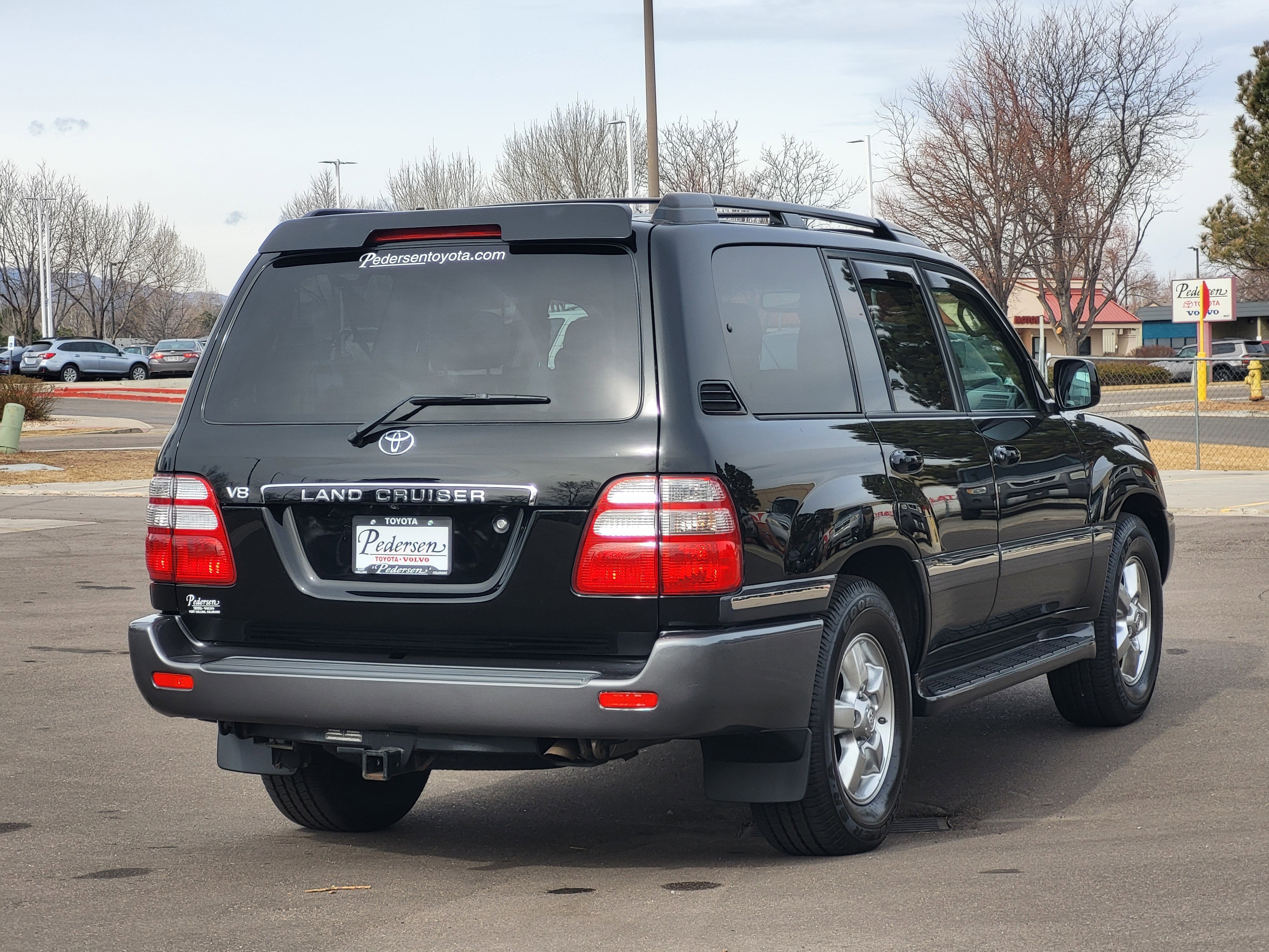 2005 Toyota Land Cruiser Base