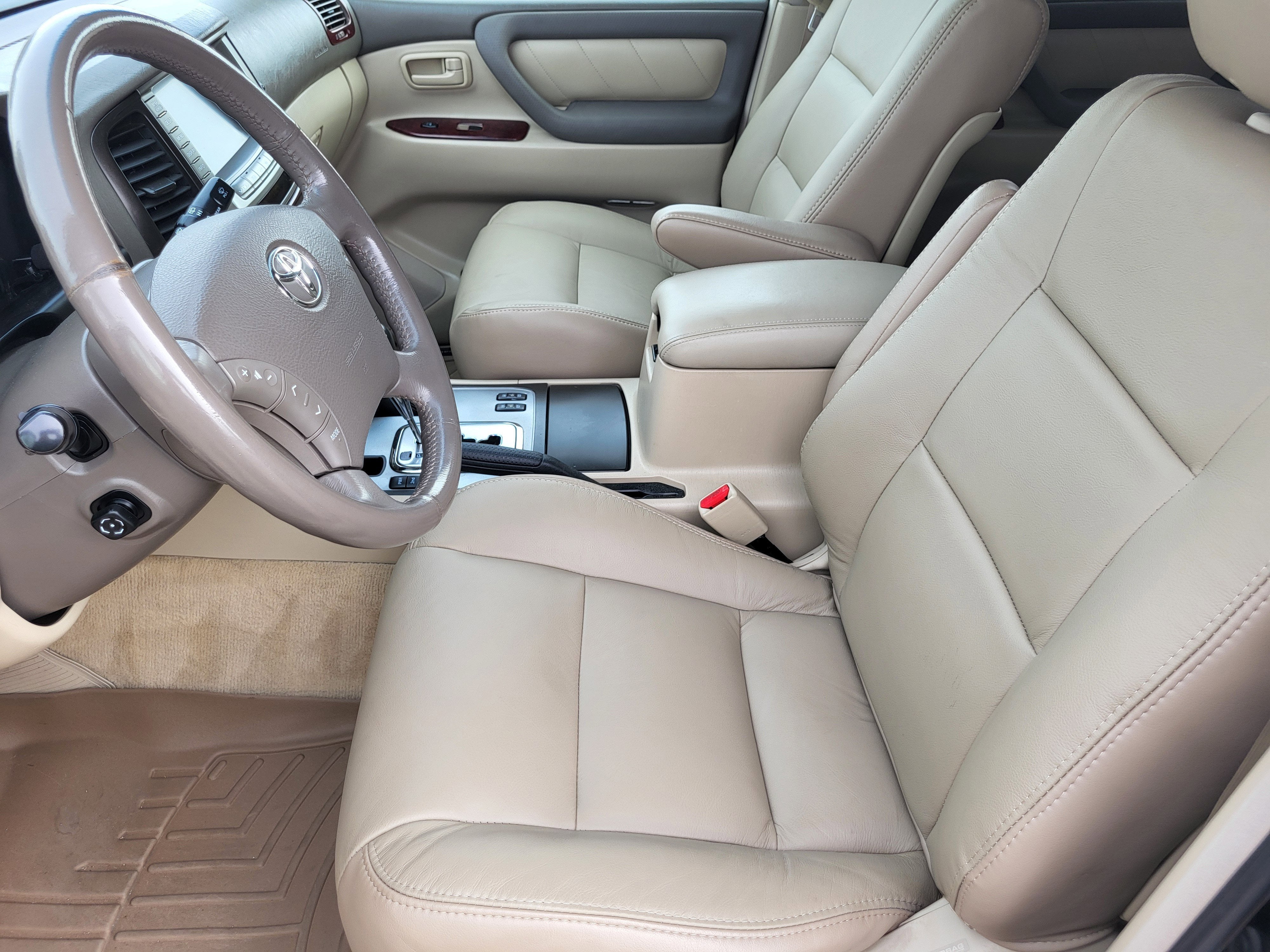 2005 Toyota Land Cruiser Base