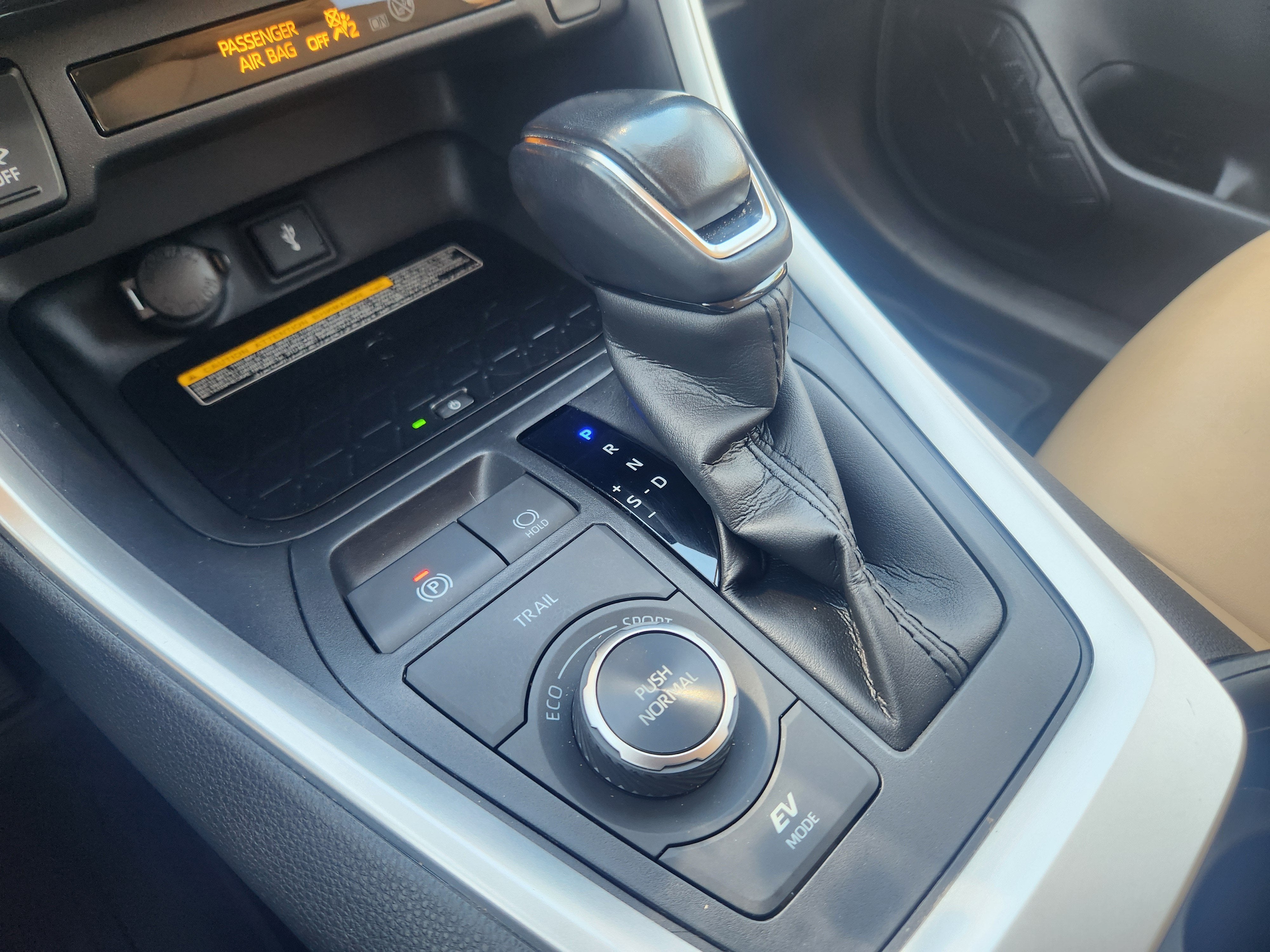 2021 Toyota RAV4 Hybrid XLE Premium