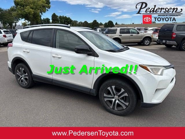 2017 Toyota RAV4 LE