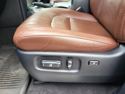 2019 Toyota Land Cruiser Base